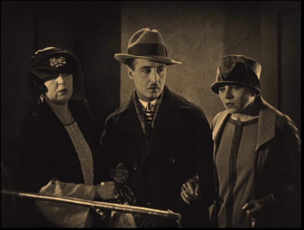 Paths To Paradise (1925)