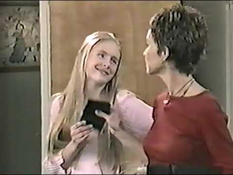 Stuck In The Middle With You - Unaired Pilot (2003)