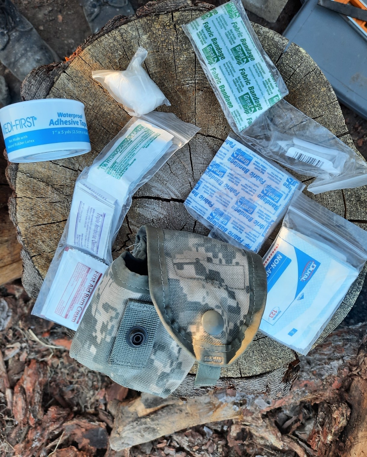 Surplus Camo Belt Pouch/First Aid Kit
