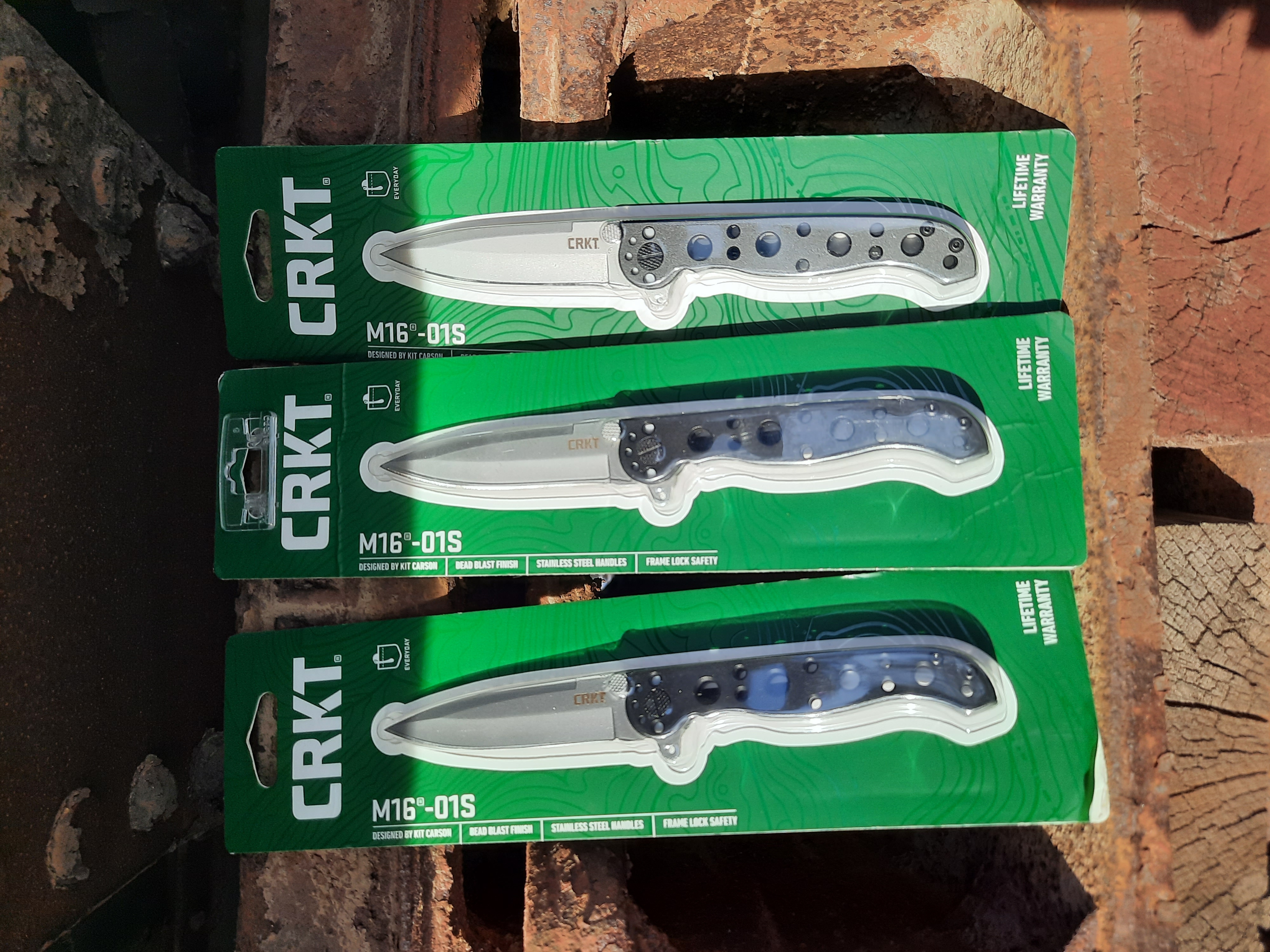 CRKT M16 Folding pocket knife