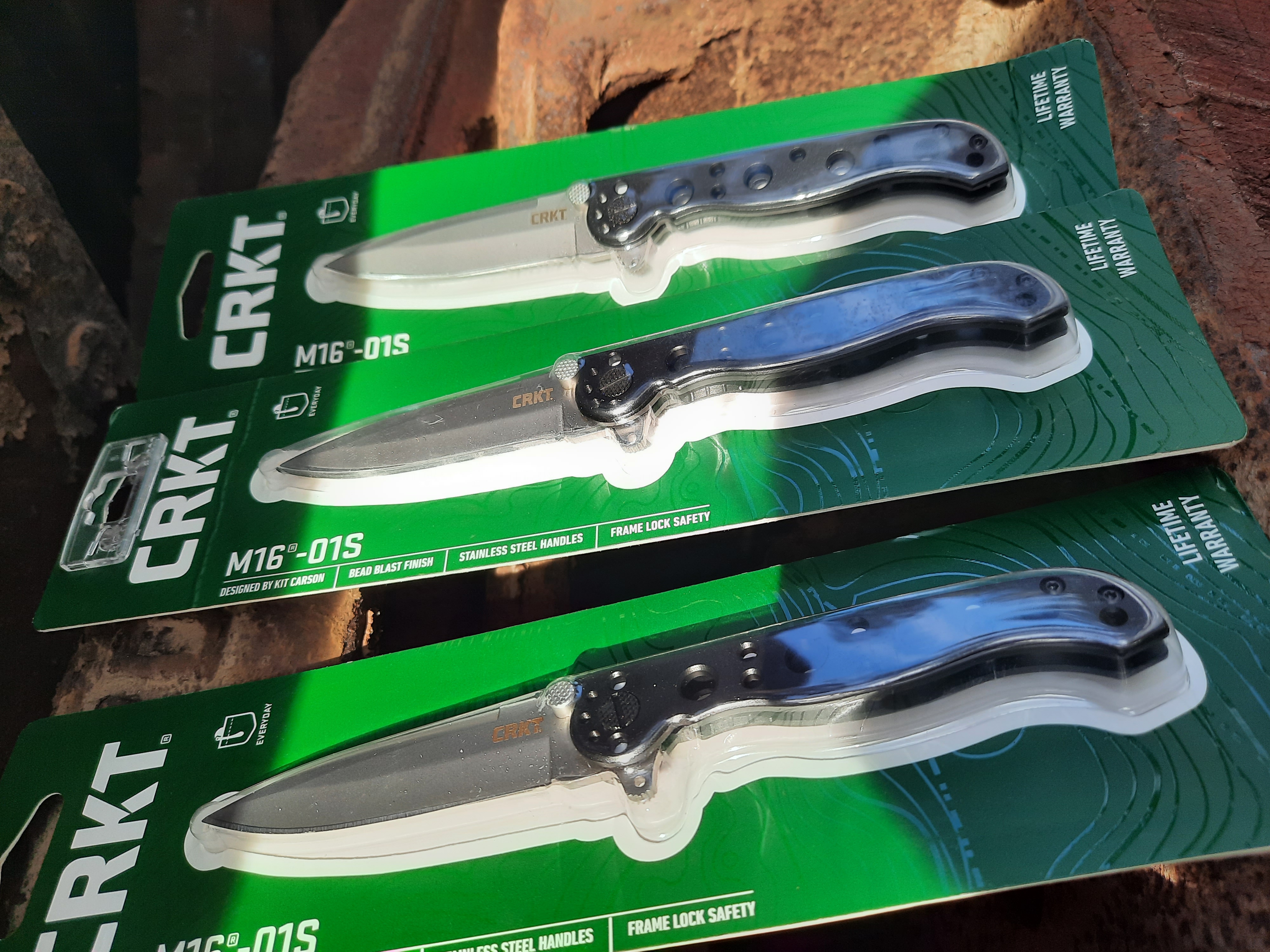 CRKT M16 Folding pocket knife