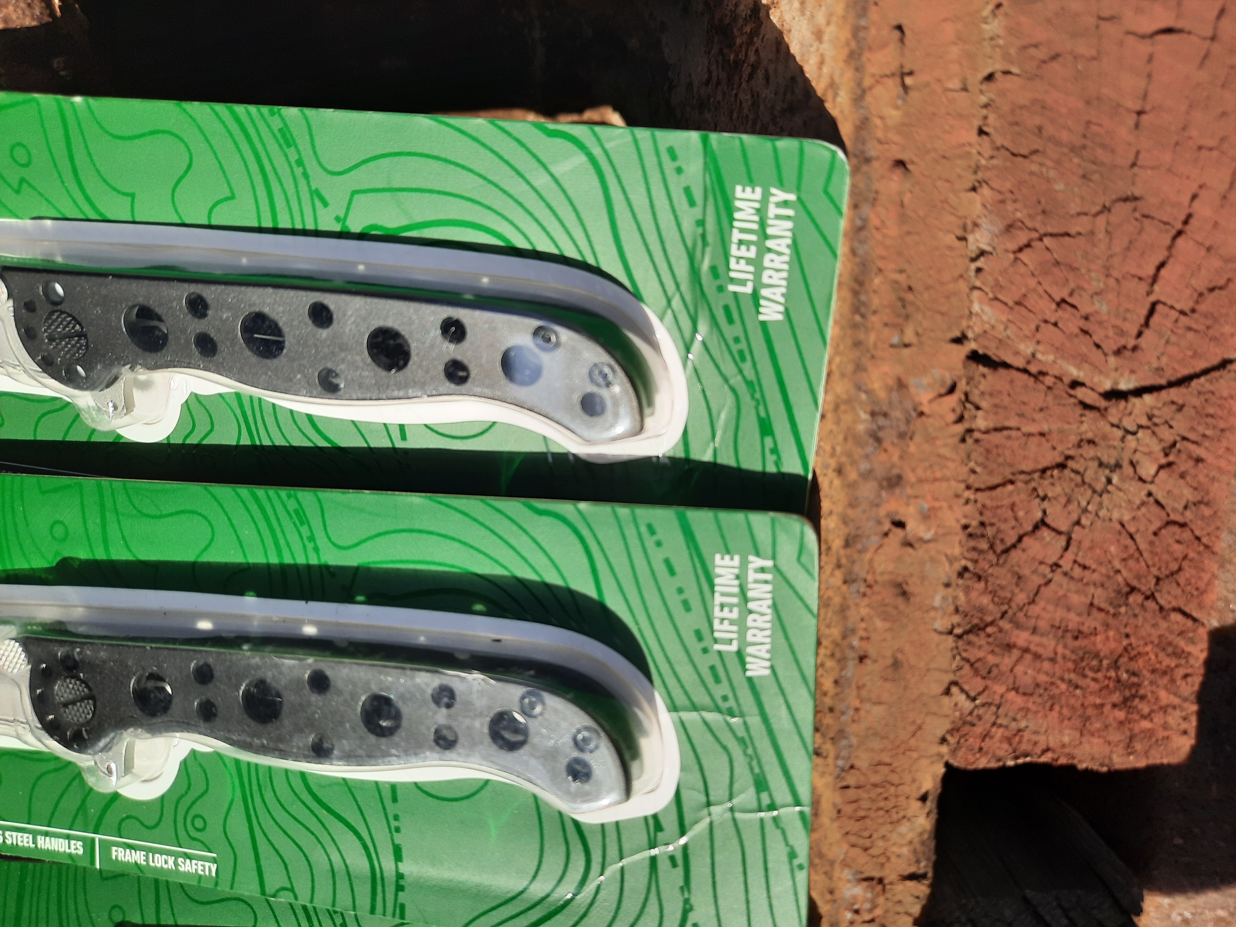 CRKT M16 Folding pocket knife