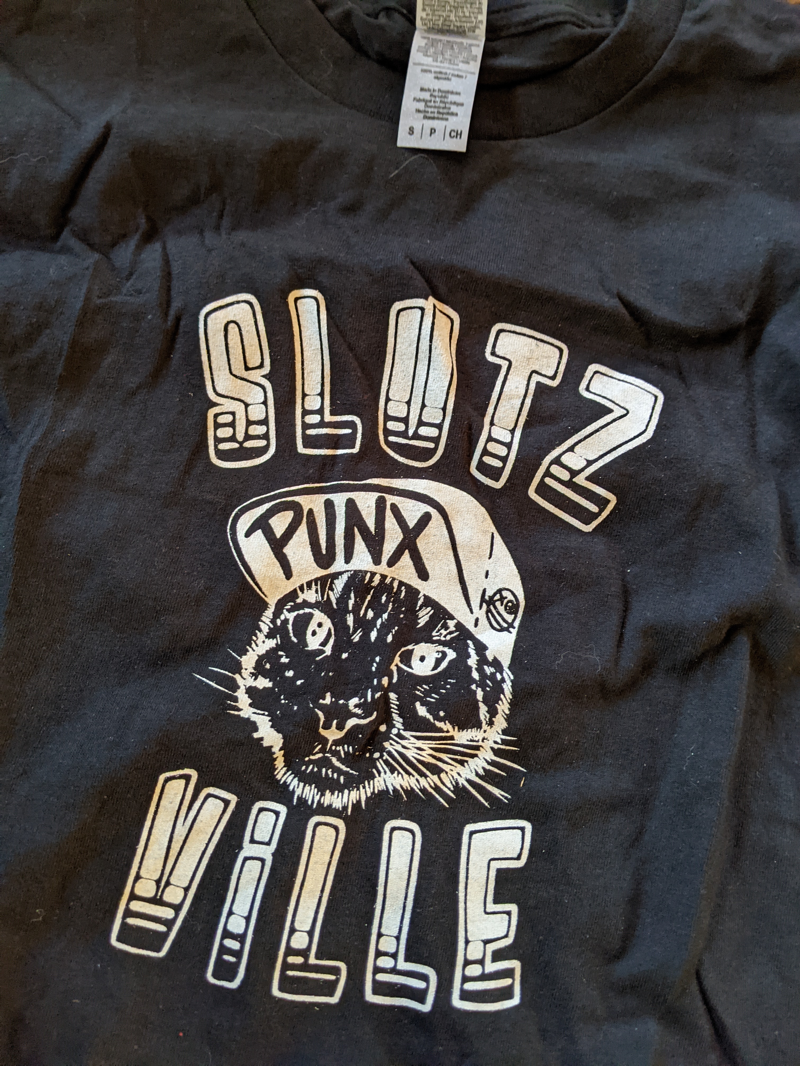Slutzville T shirt size Adult Small