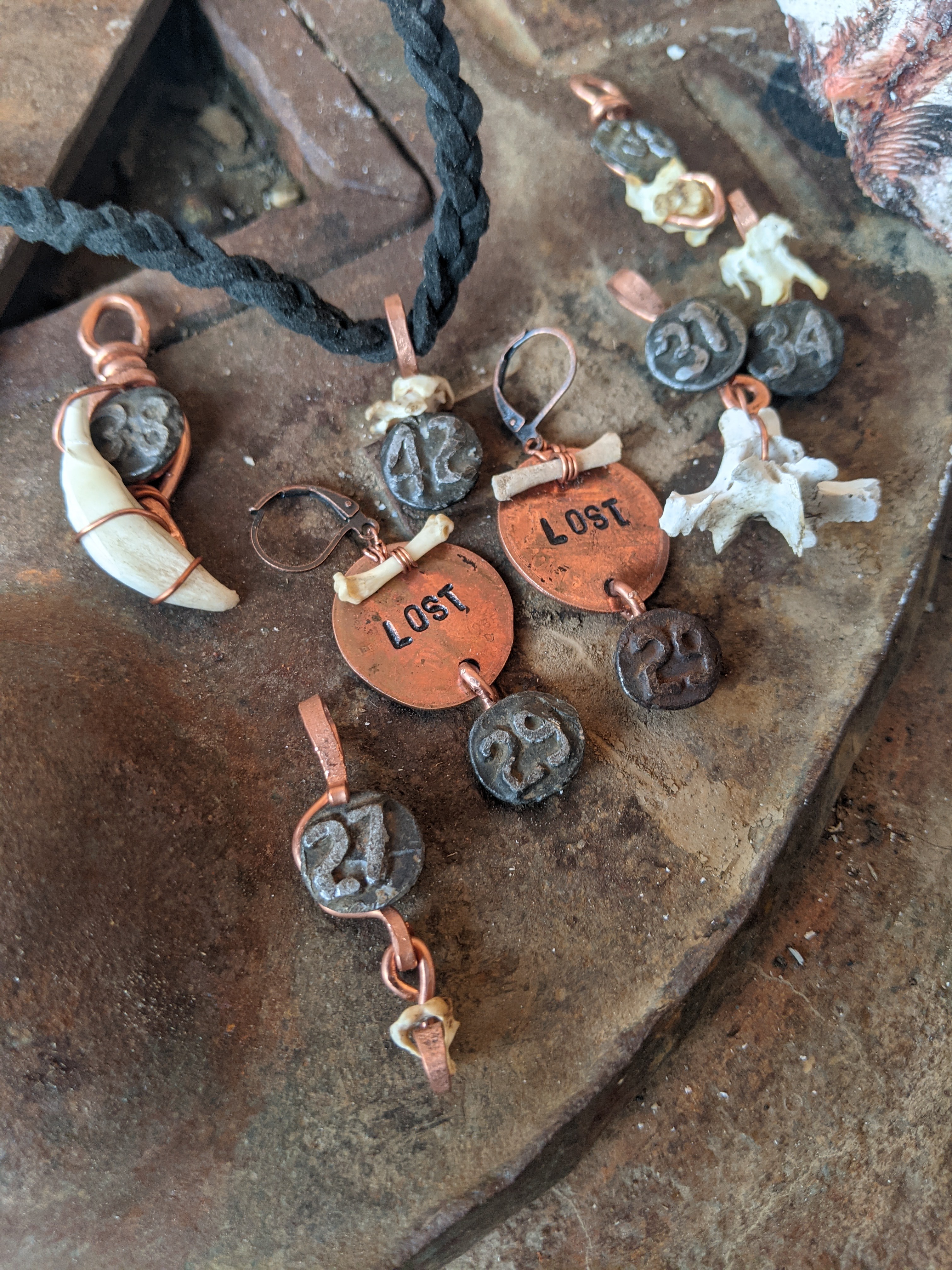 Date Nail bone pendant #37