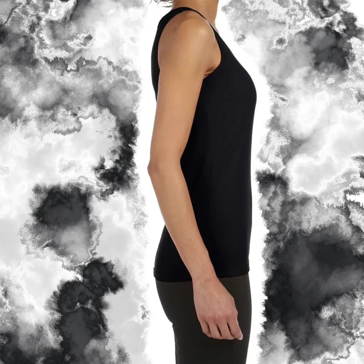 Crown & Sword: Women Fitted Tank (Gildan)