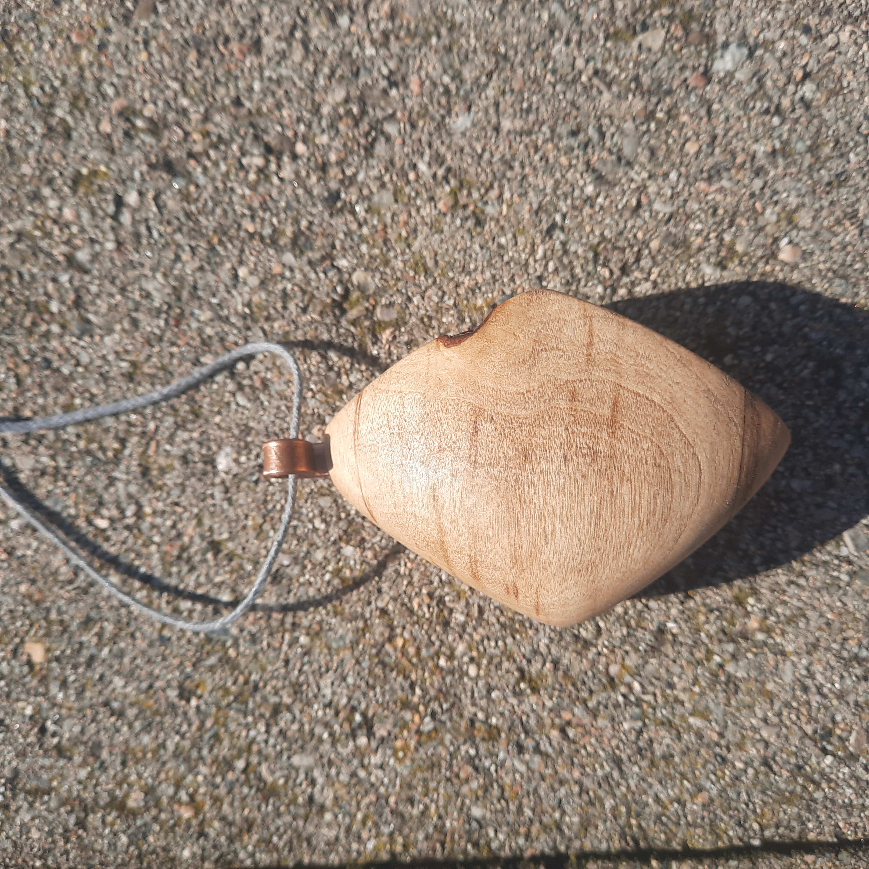 Amulett Glatter Durchschuss