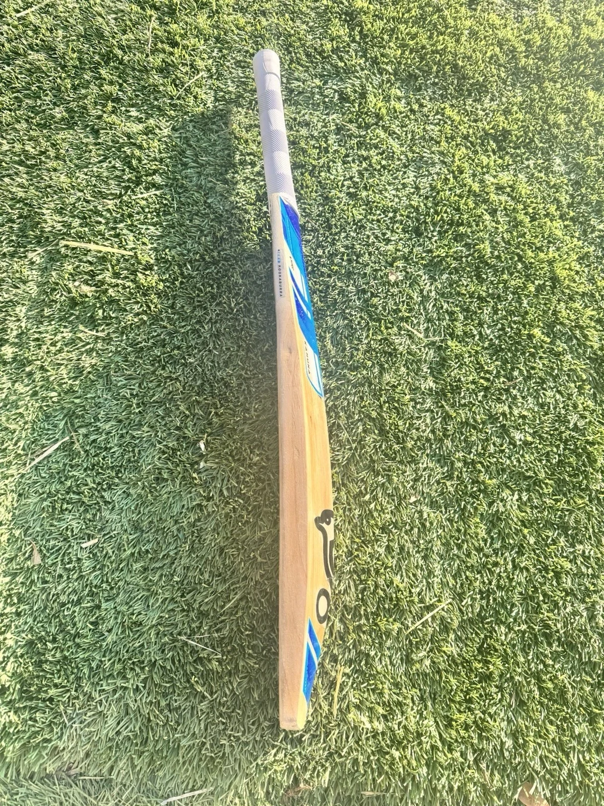 Size 6 Refurbished Kashmir Willow Bat With Kookaburra Kahuna Stickers