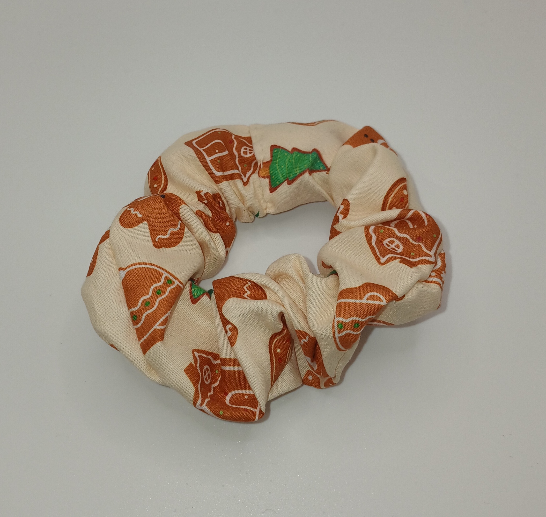 Cream Gingerbread Medium Scrunchie