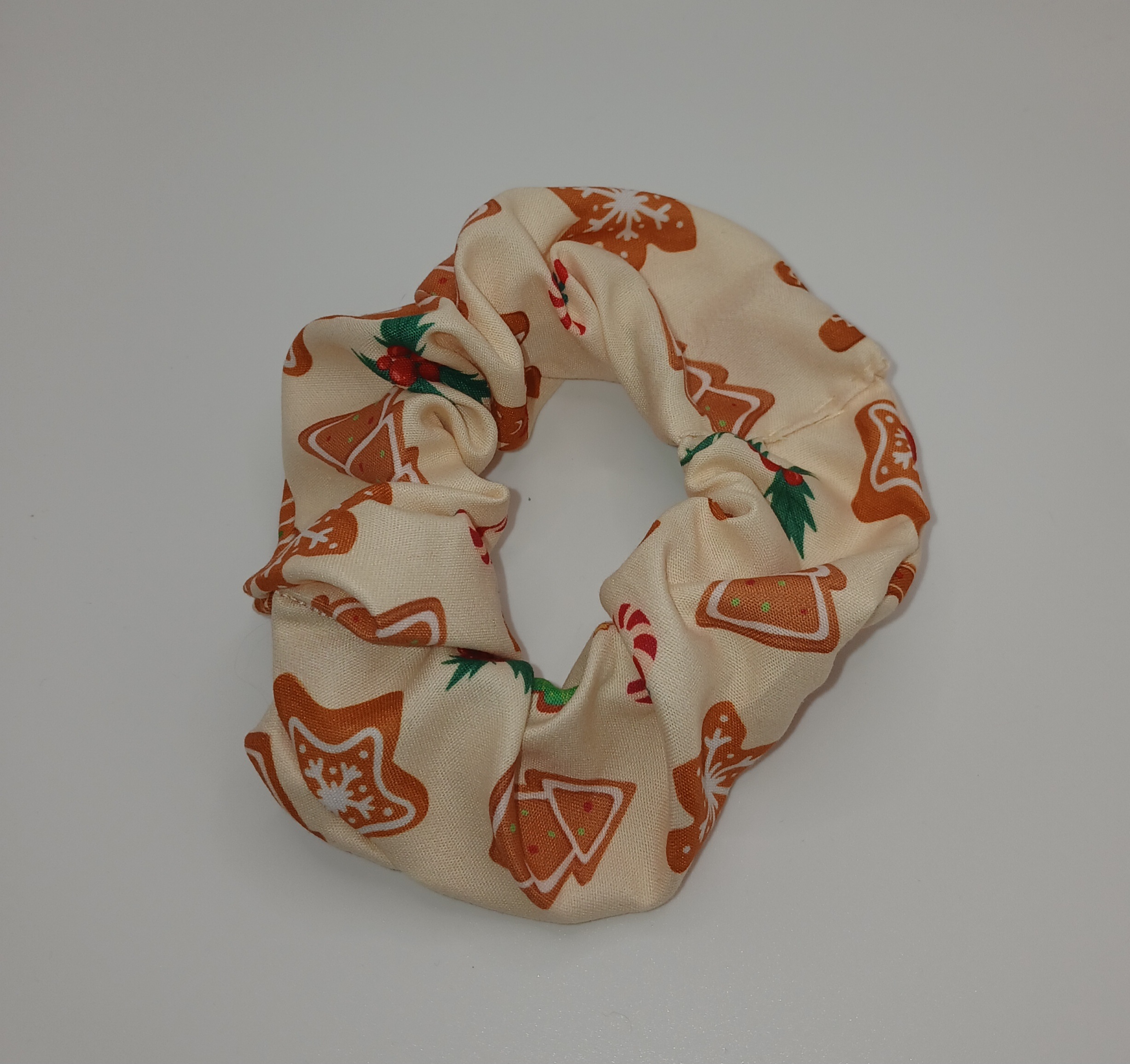 Cream Gingerbread Medium Scrunchie