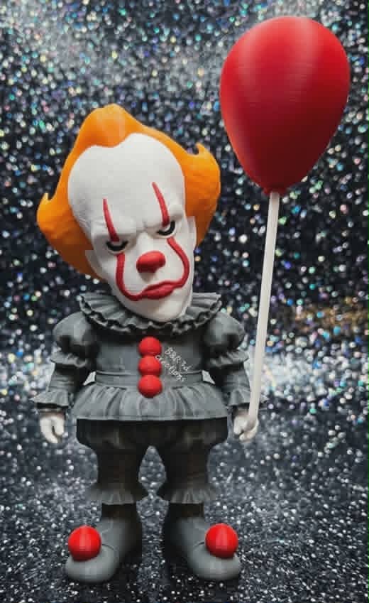 TILTED HEAD CLOWN