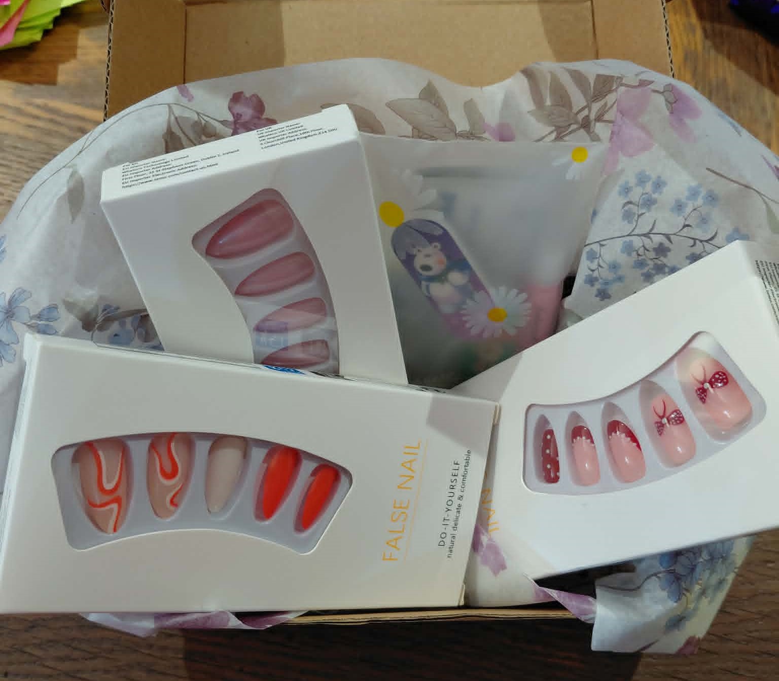 Boxed Press On Nail Bundle - Almond shape mixed