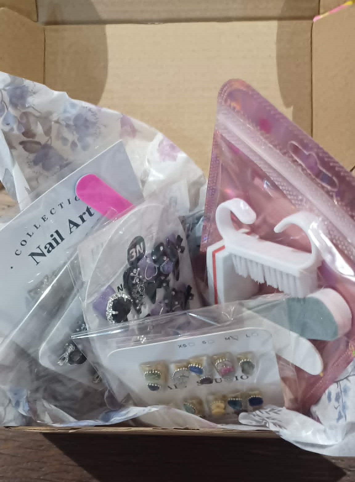 Boxed Nail bundle - 3d crystals &silver