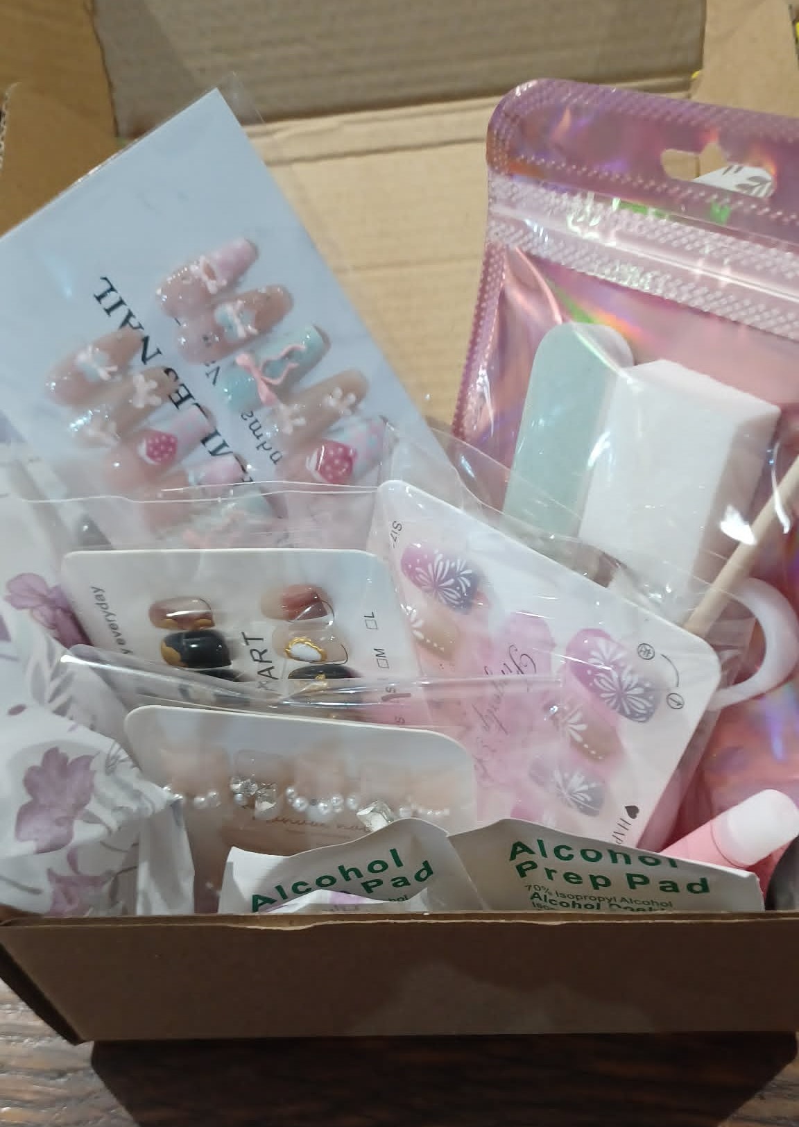 Boxed press on nail bundle - 3d elements