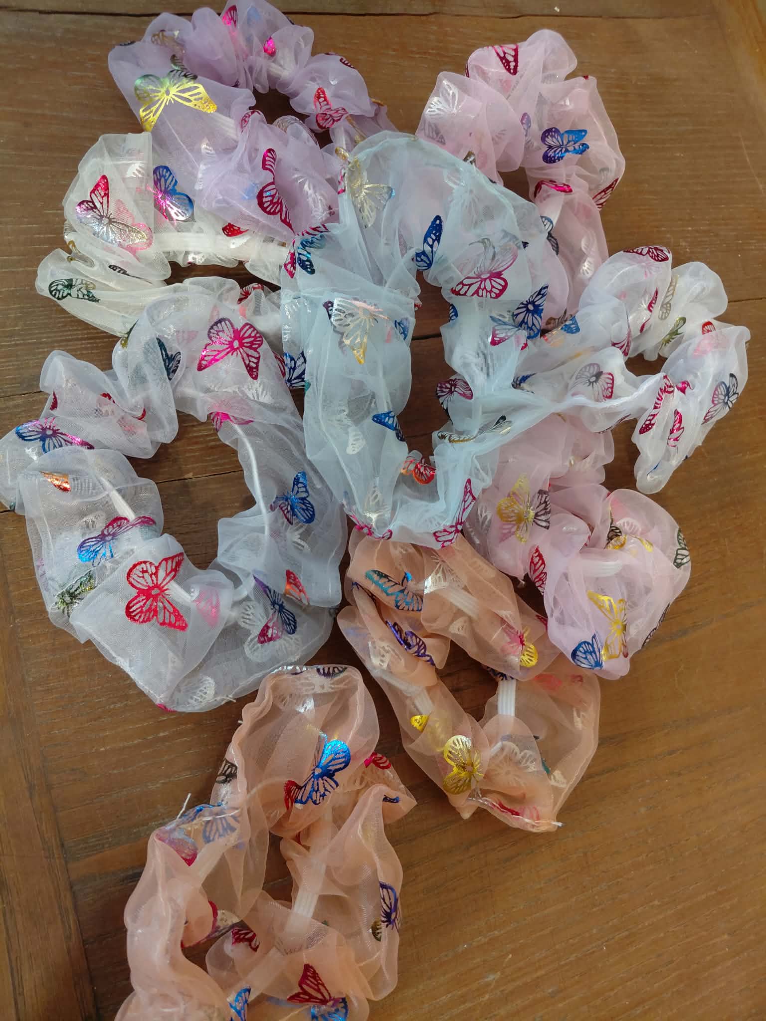 6 Mystery Scrunchies mixed designs