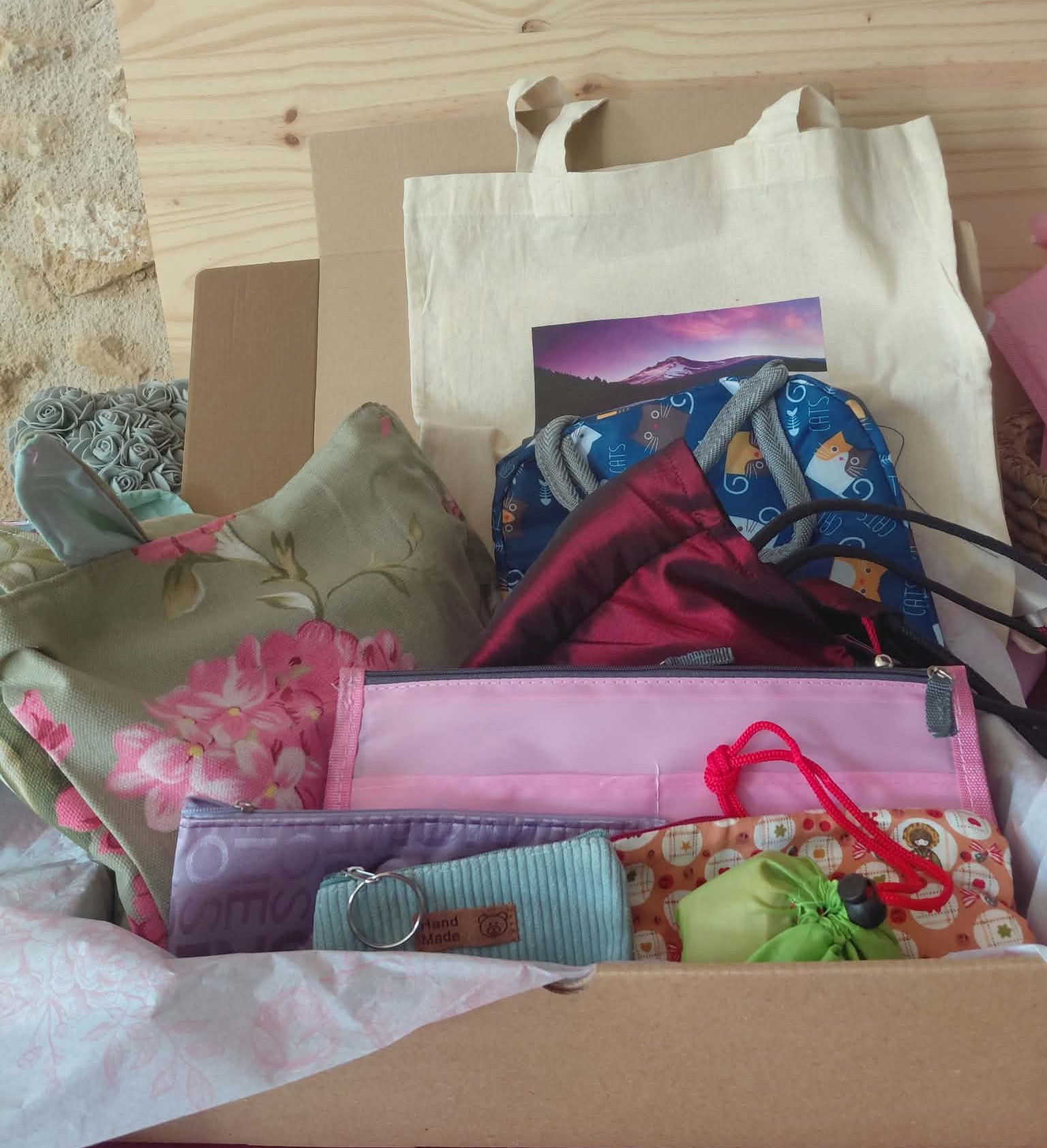 Bag and Purse Box Set - Cotton tie bag and Taffeta evening bag , 10 Items
