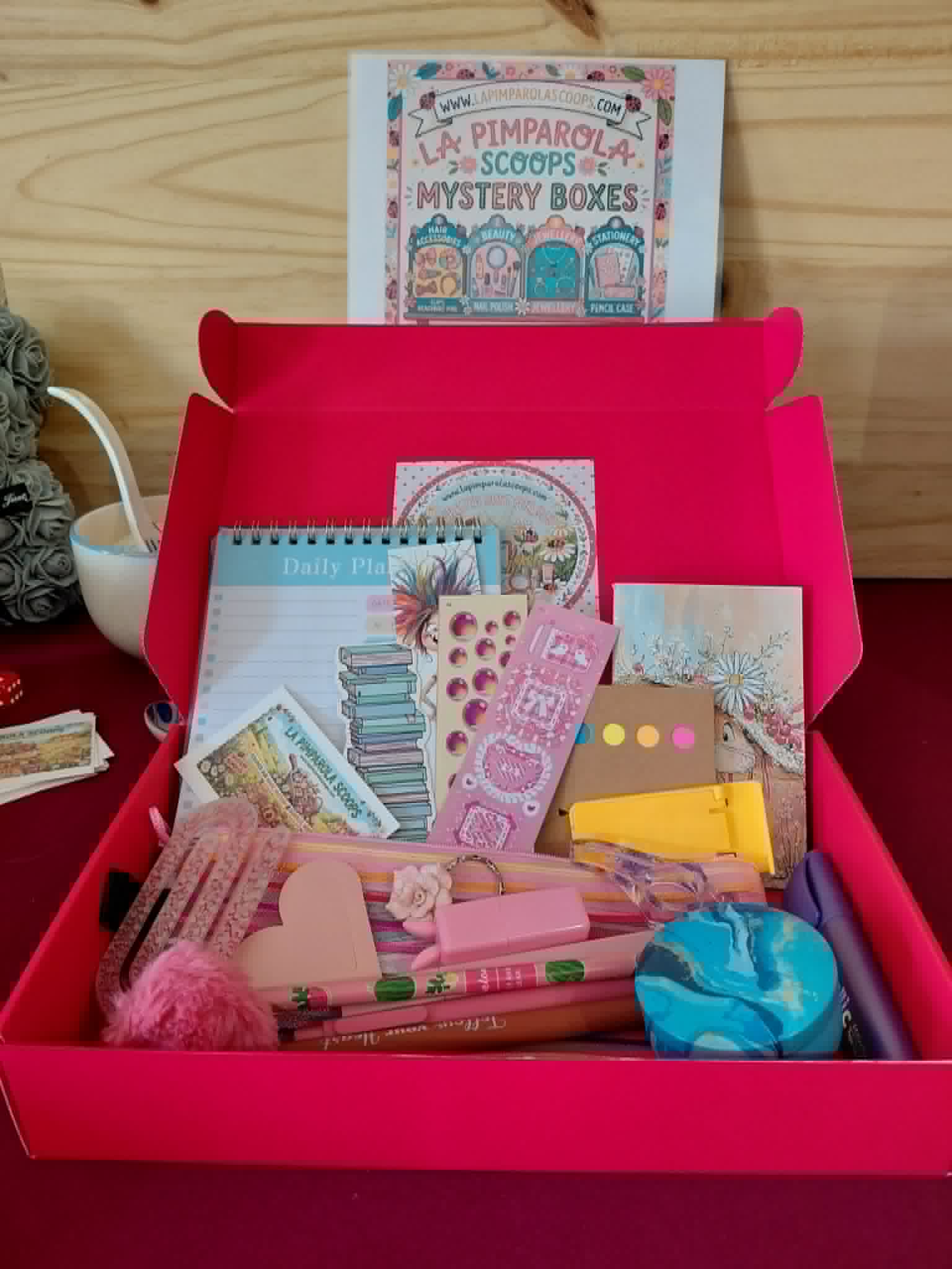 10 Mystery Stationery pods