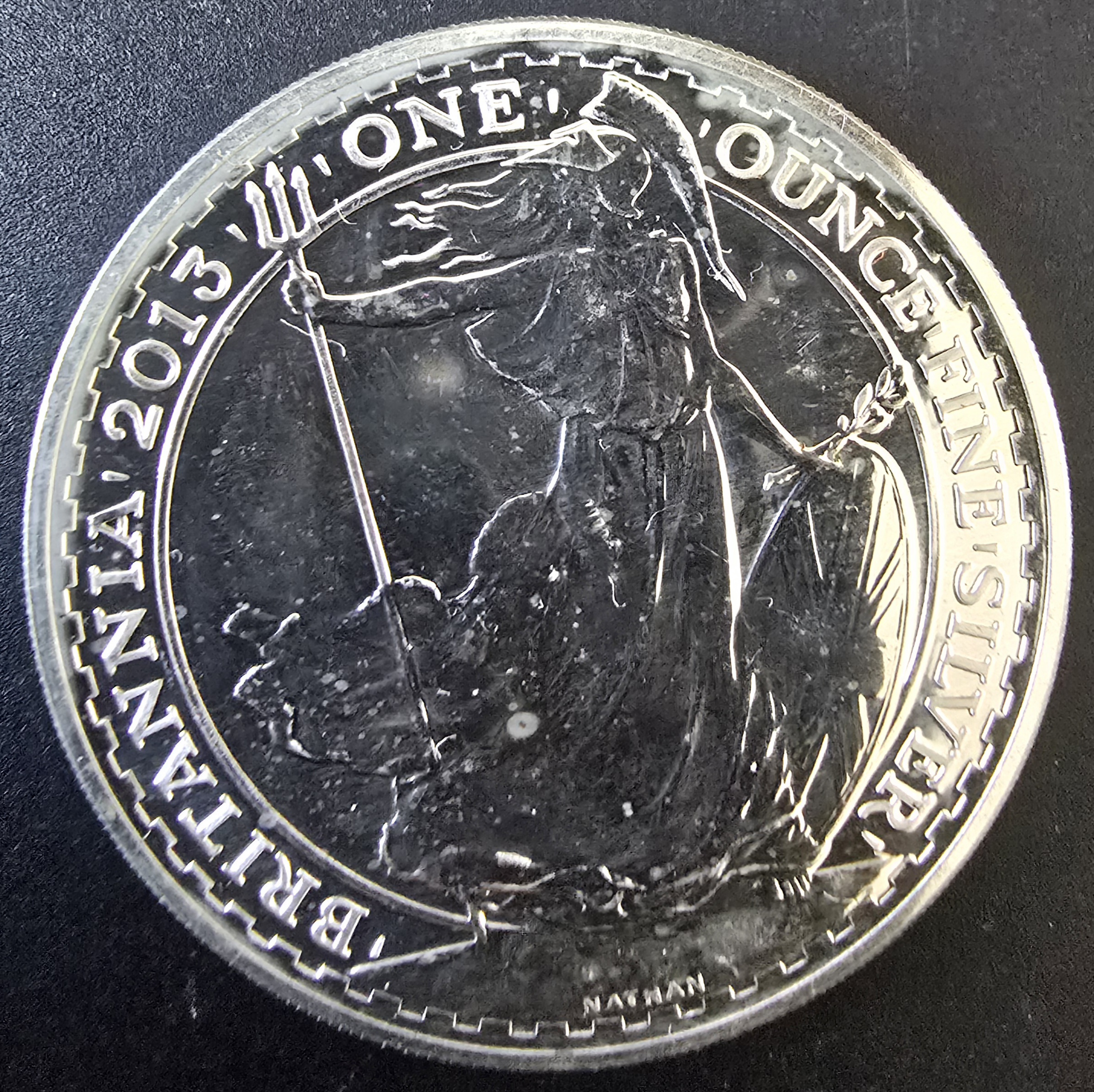 2013 1 oz Silver Britannia Coin – Queen Elizabeth II – .999 Fine Silver (£2)