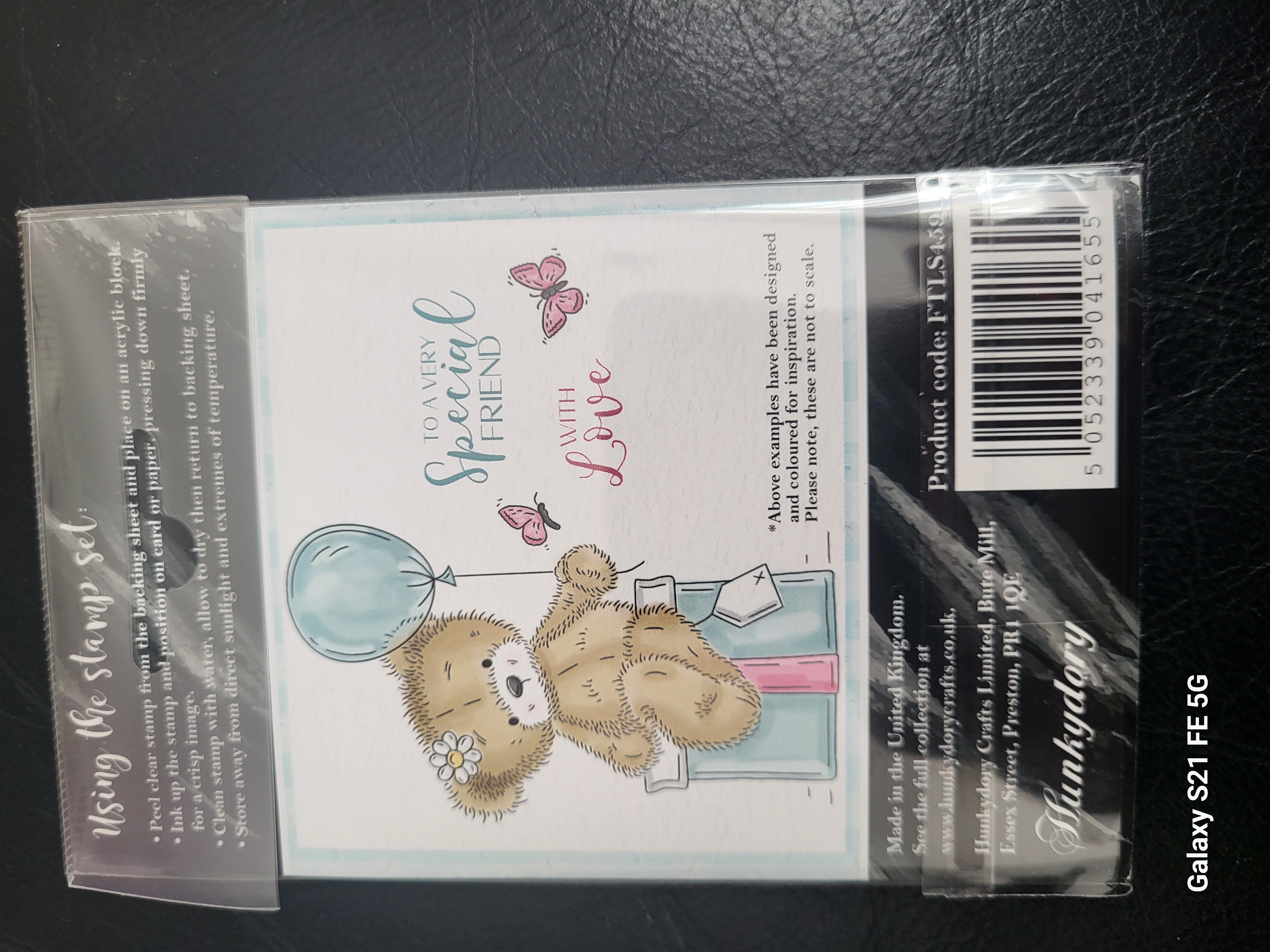 Teddy loves - A Special  Gift