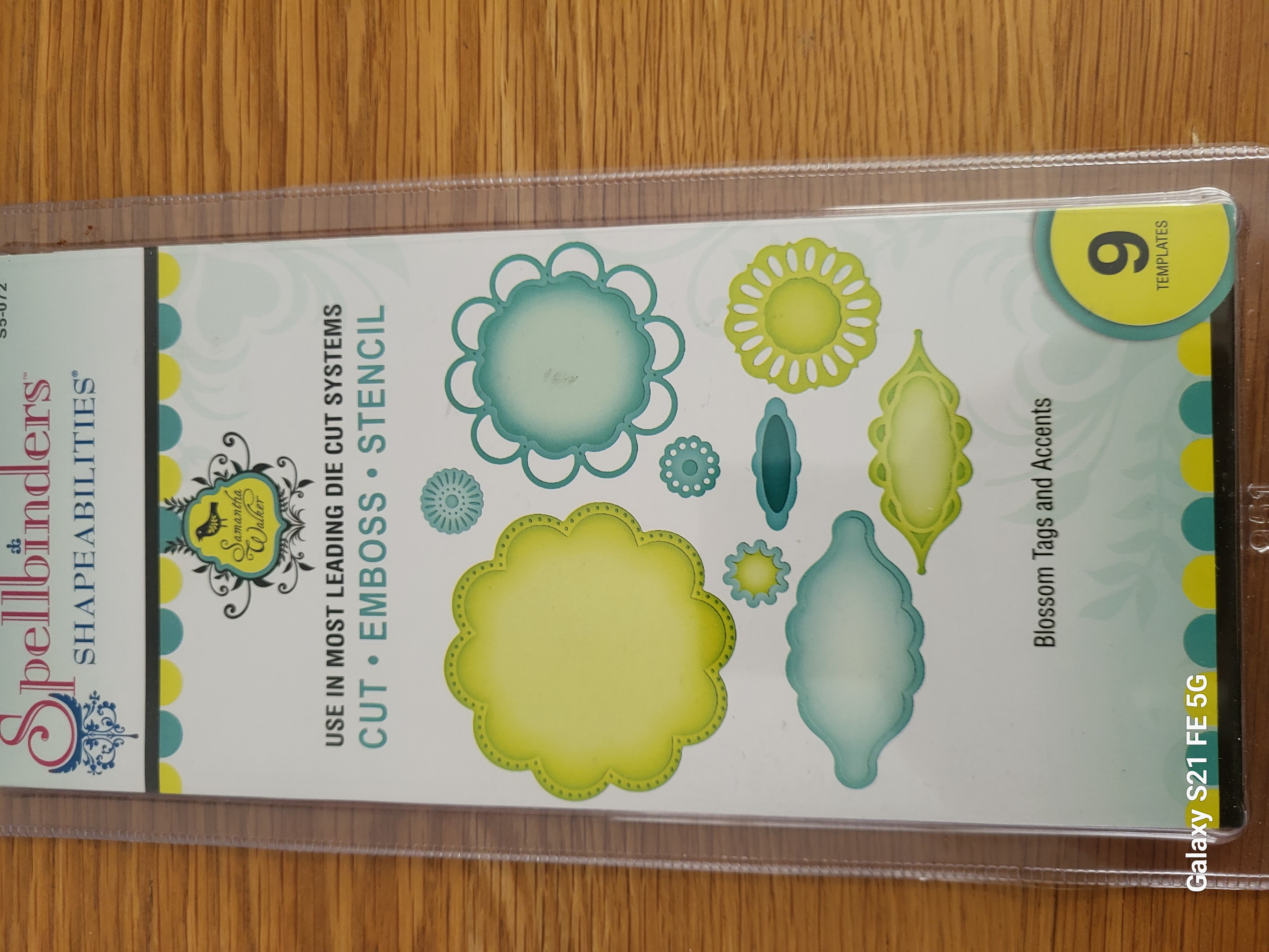 Shapeabilities - Blossom Tags and Accents