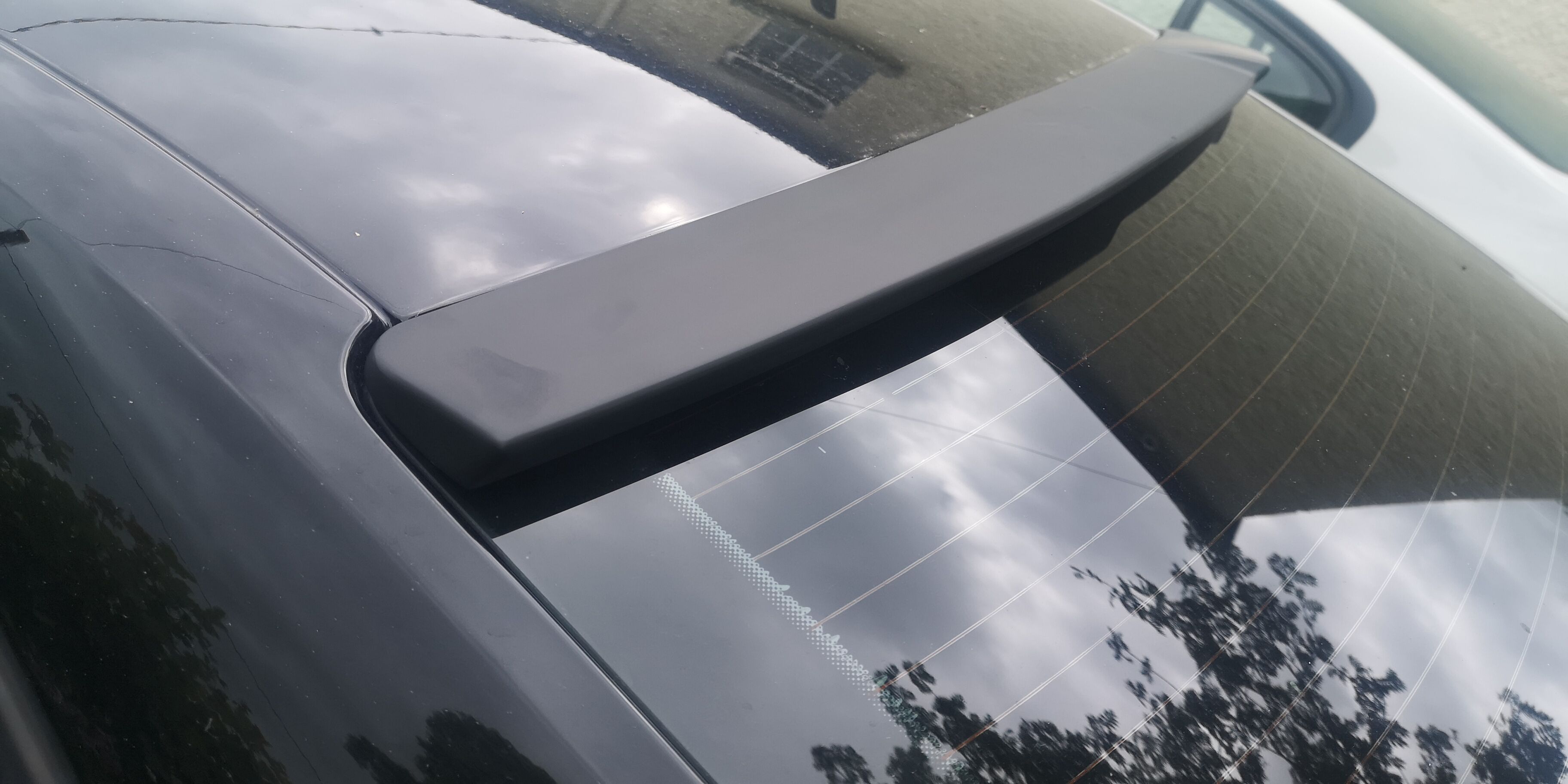 SpoilerKing SPK 244R Rear Roof Window Spoiler For VW Jetta 2011+ - Matte Black Unpainted