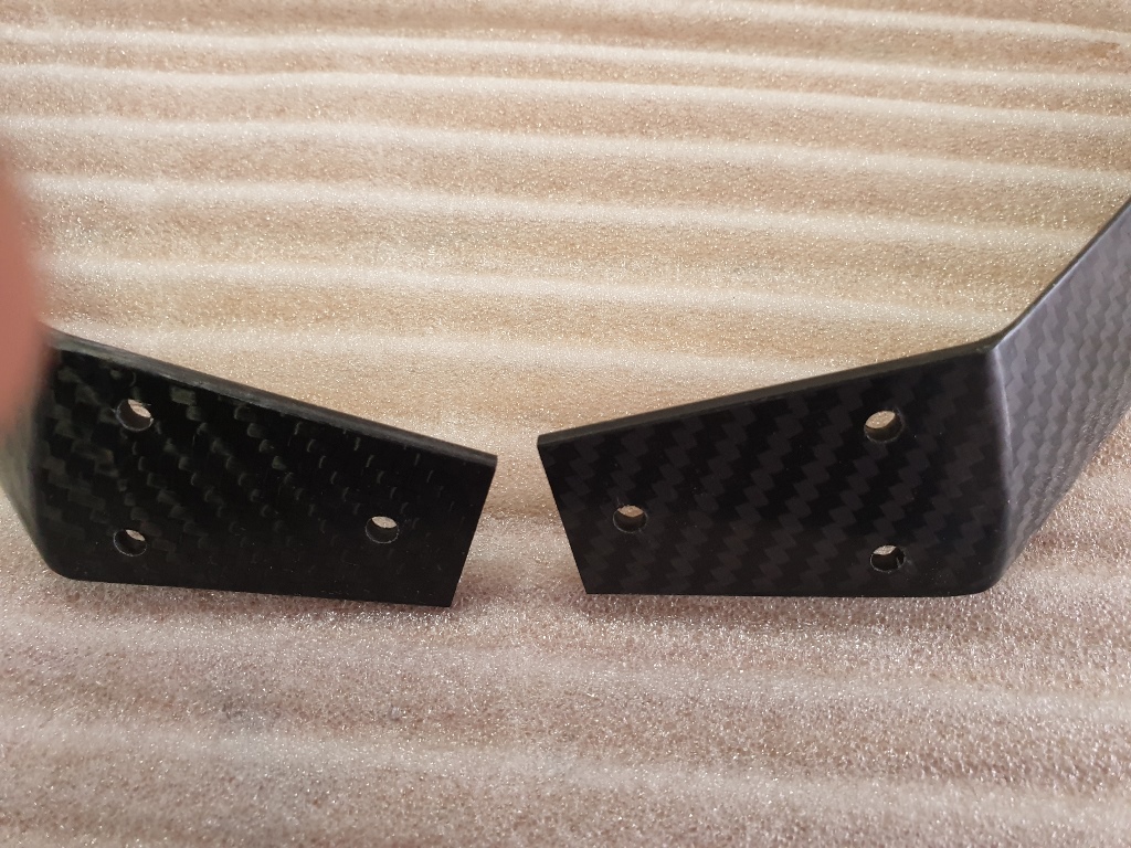 Carbon undercarriage sets