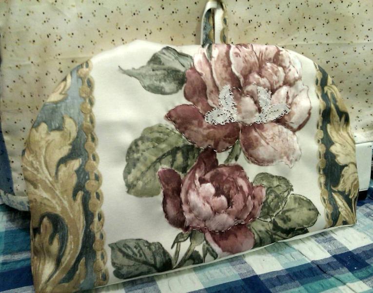 HOMEWARE - Tea Cosy