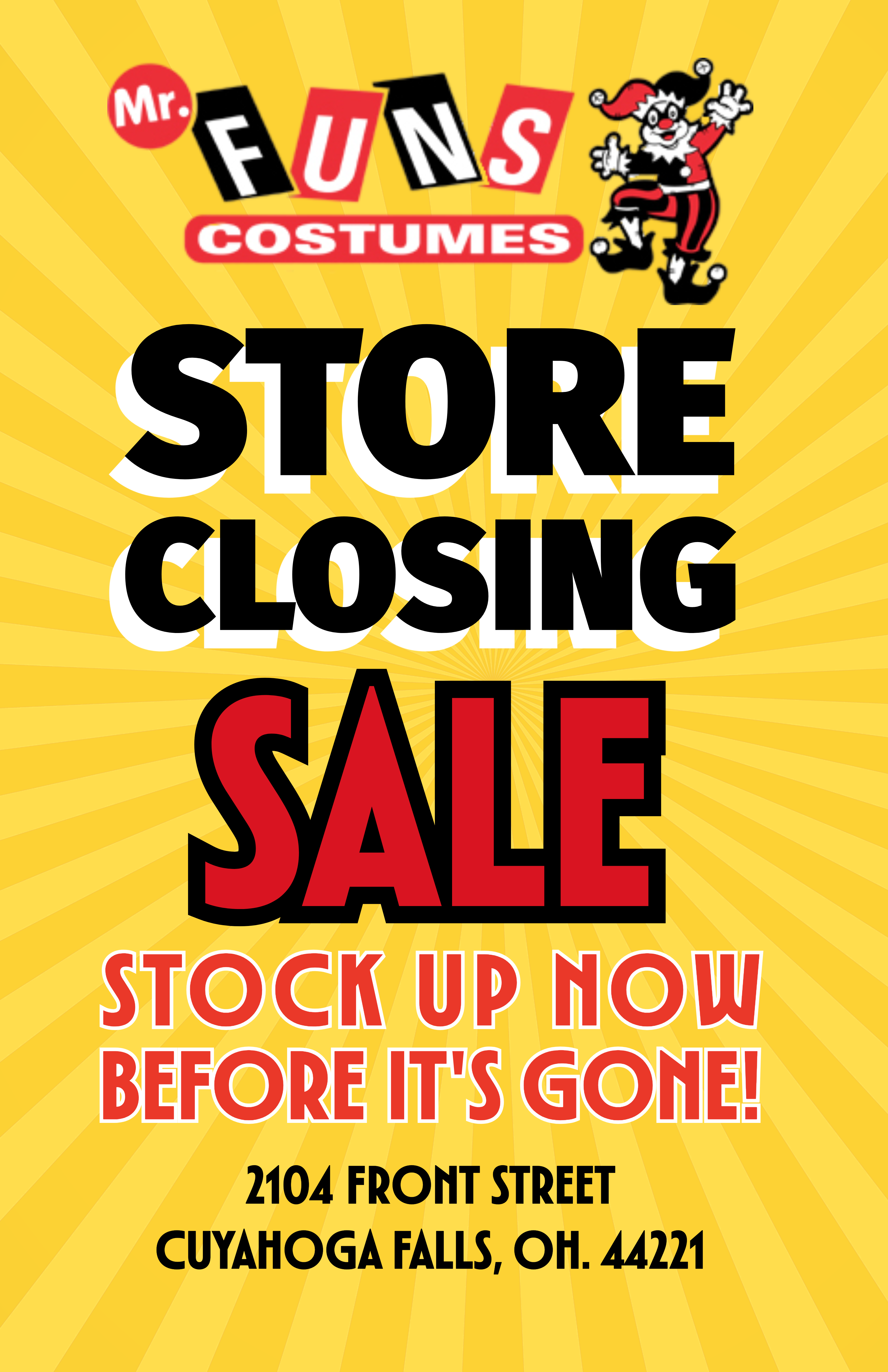 Store closing sale sign with yellow background