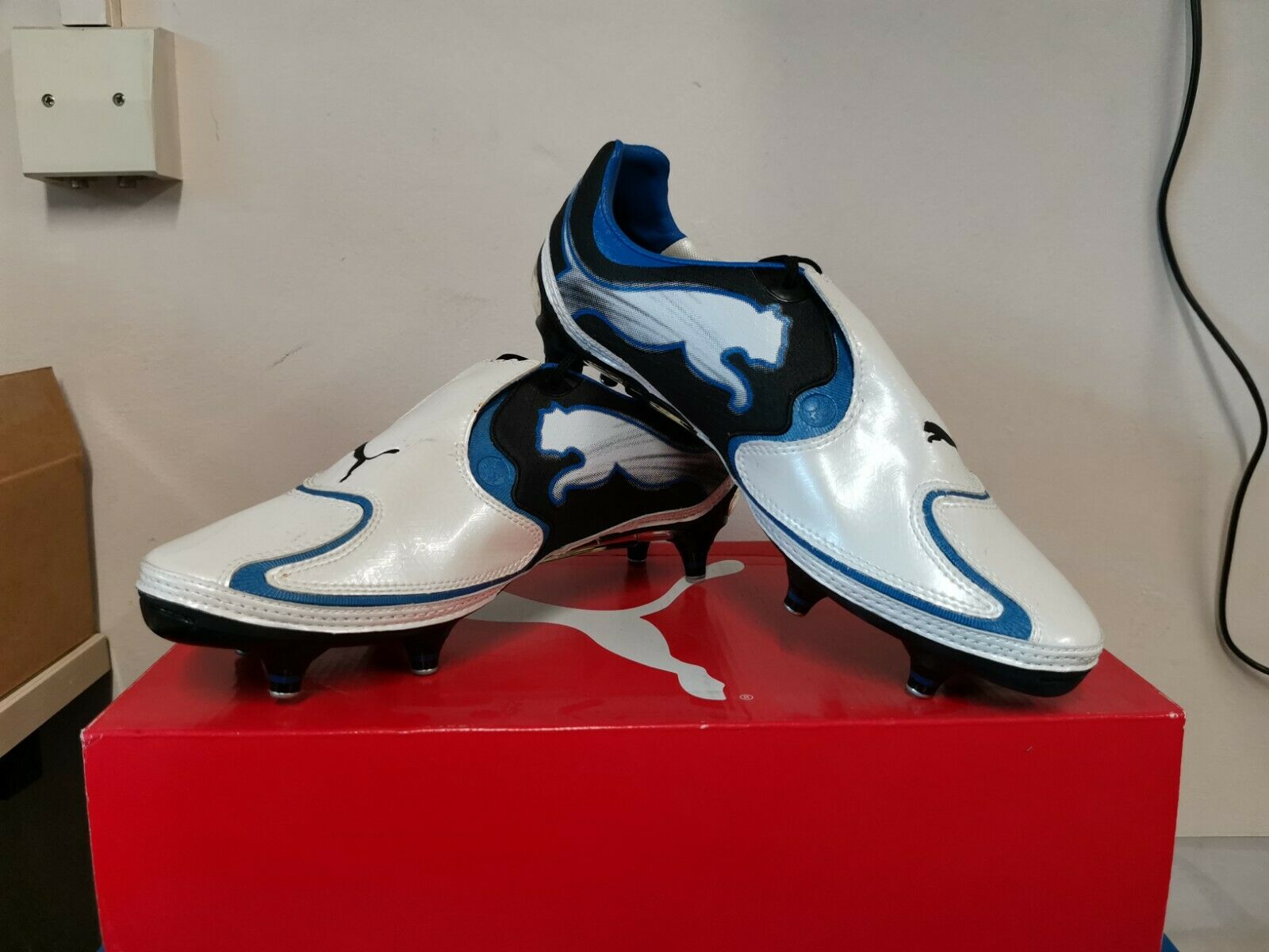 2010 Puma Retro v1.10 SG Football Boots - UK Size 8