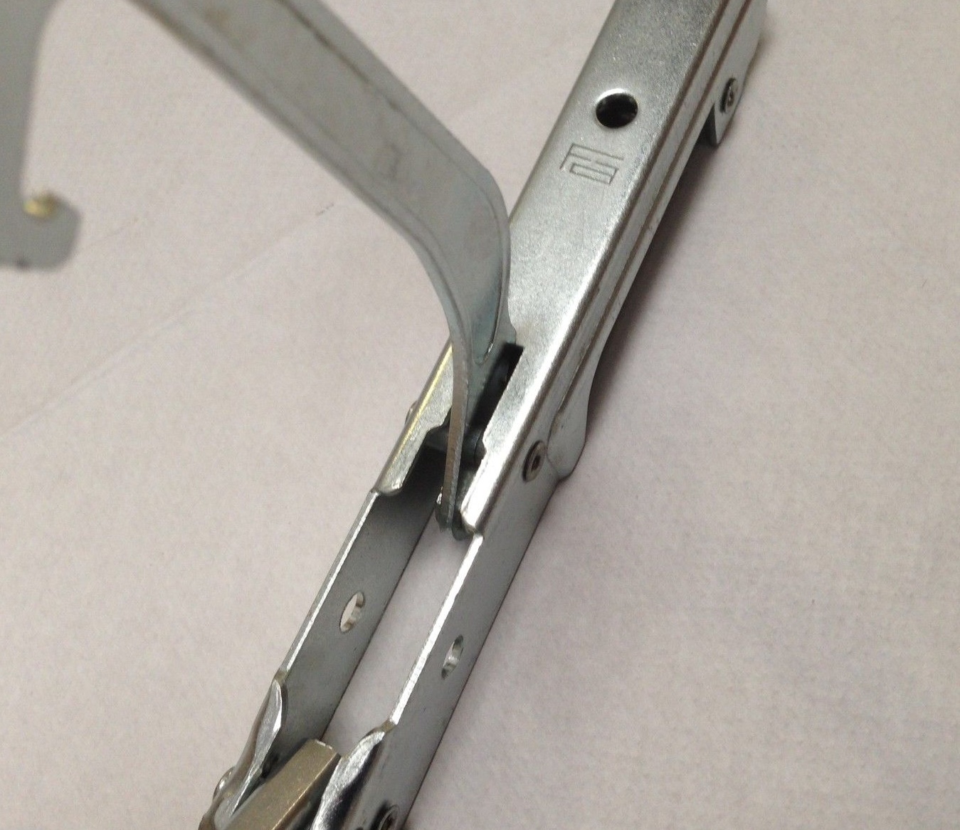 Britannia si-9tf-gra-ch Cooker Main Oven and side oven door hinge