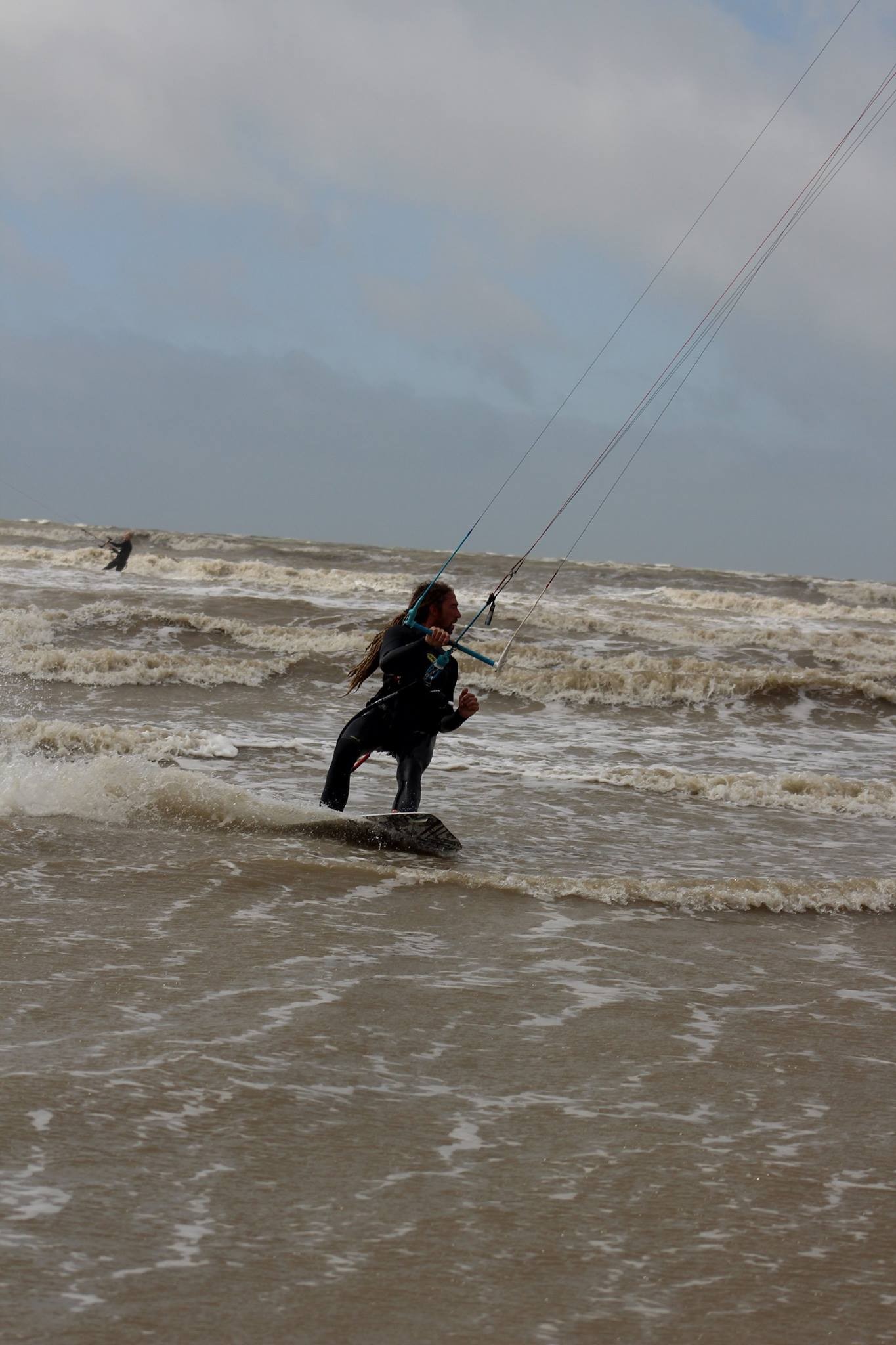 Kitesurfing Lessons from Camber Kitesurfing