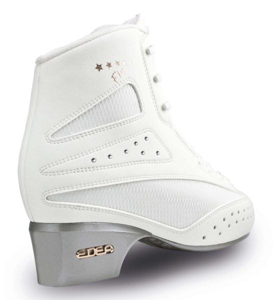 Edea Fly adult artistic roller skating boots