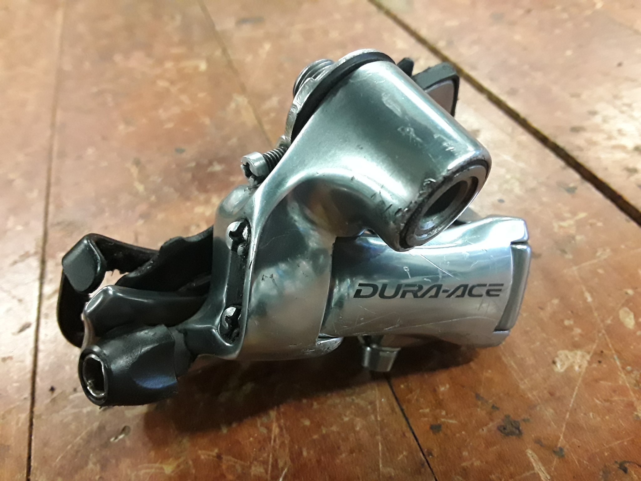 dura ace 10 speed rear derailleur