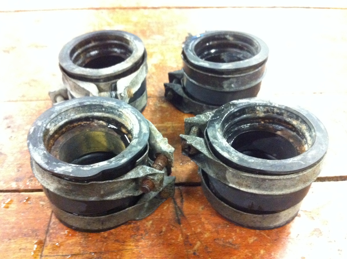 thumbnail image 2 of Honda CBX1000 (1979-1980) Intake Manifold Carb Insulator Boots - Set Of 6 - OEM 16211-422-000 2 of 5