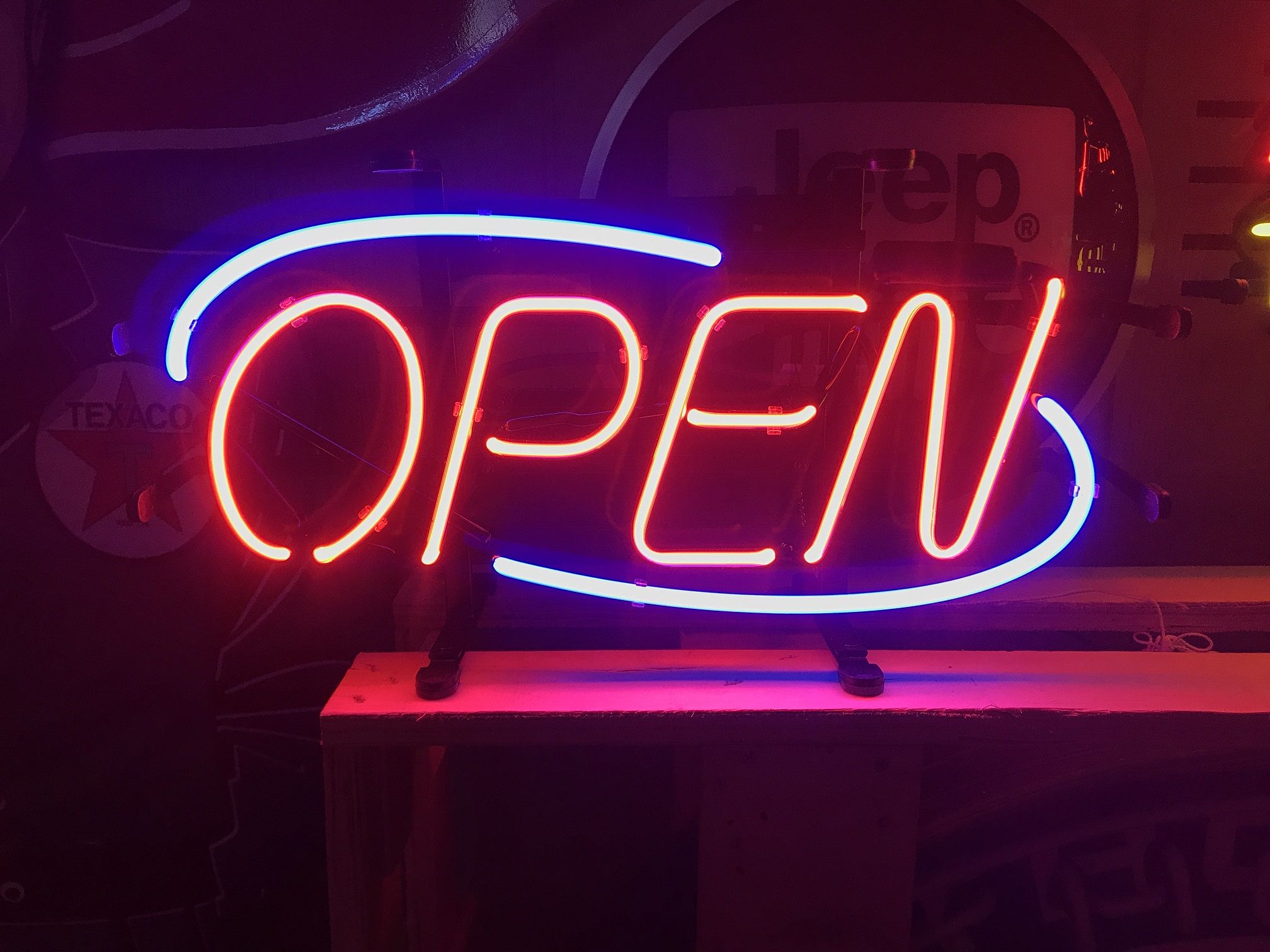 thumbnail image 2 of Bright LED Neon Open Shop Sign – Red/Blue/Green, Window Hanging With Chain, UK Plug 2 of 5