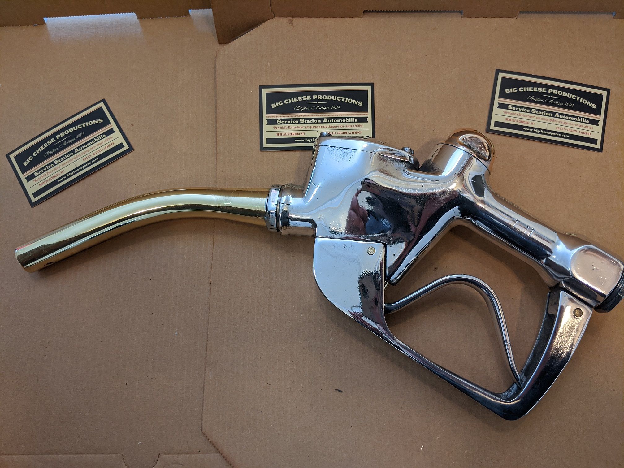 ORIGINAL GAS PUMP NOZZLE BUFFED AND POLISHED 7