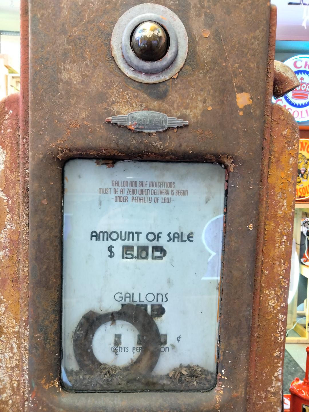 371 Gas Pump 2/ Gas Pumps