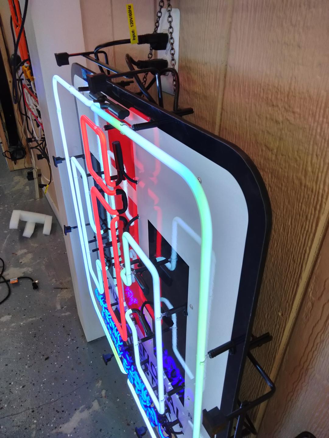 International Harvester Neon Sign / IH Neon / Garage Signs / Barn Neons