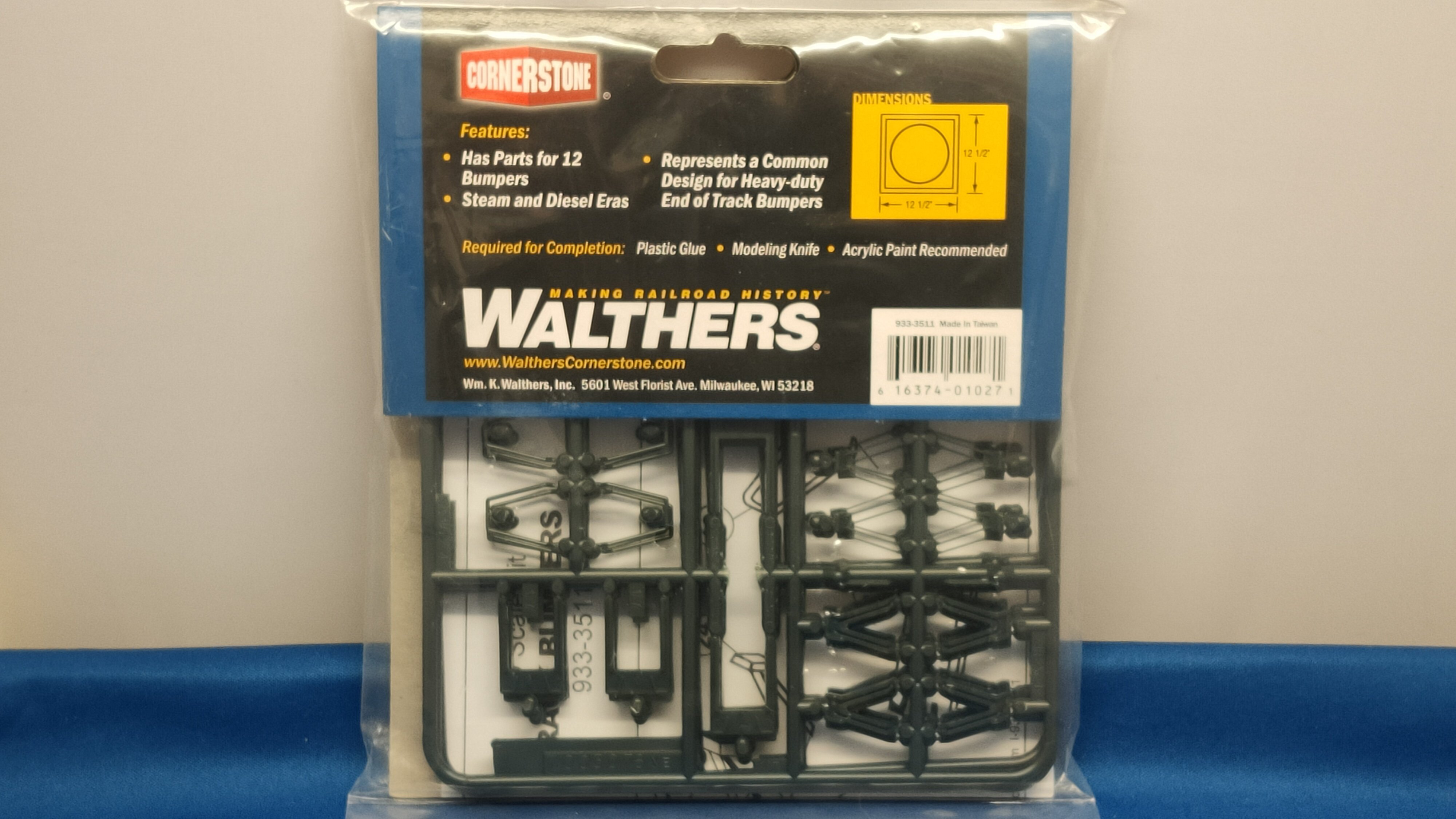 Walthers Cornerstone HO. Track bumpers kit