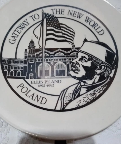 Ellis Island Gateway to the New World Poland Historical 8" Display Plate