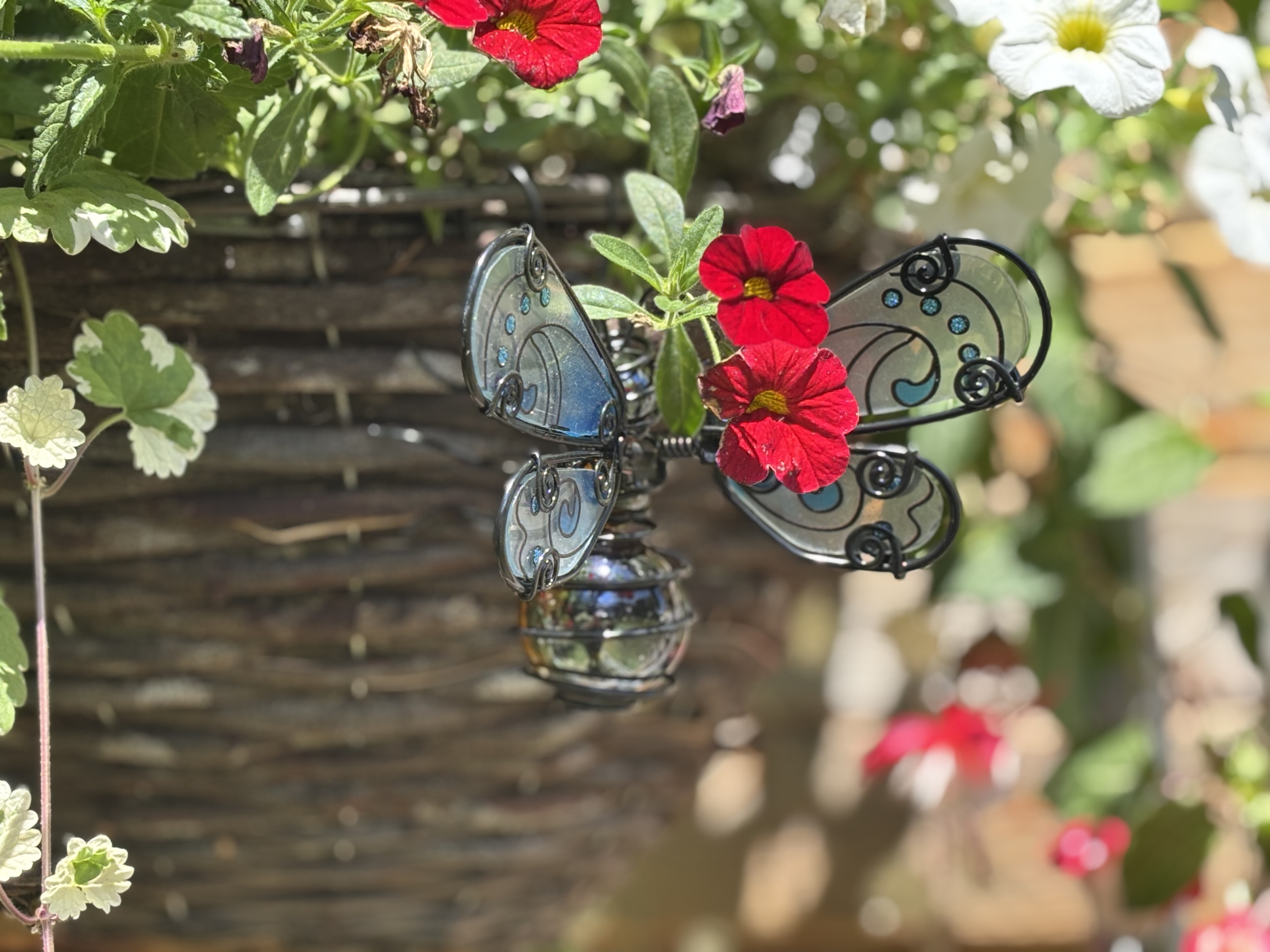 Glass Wing Honeybee Pot Hanger