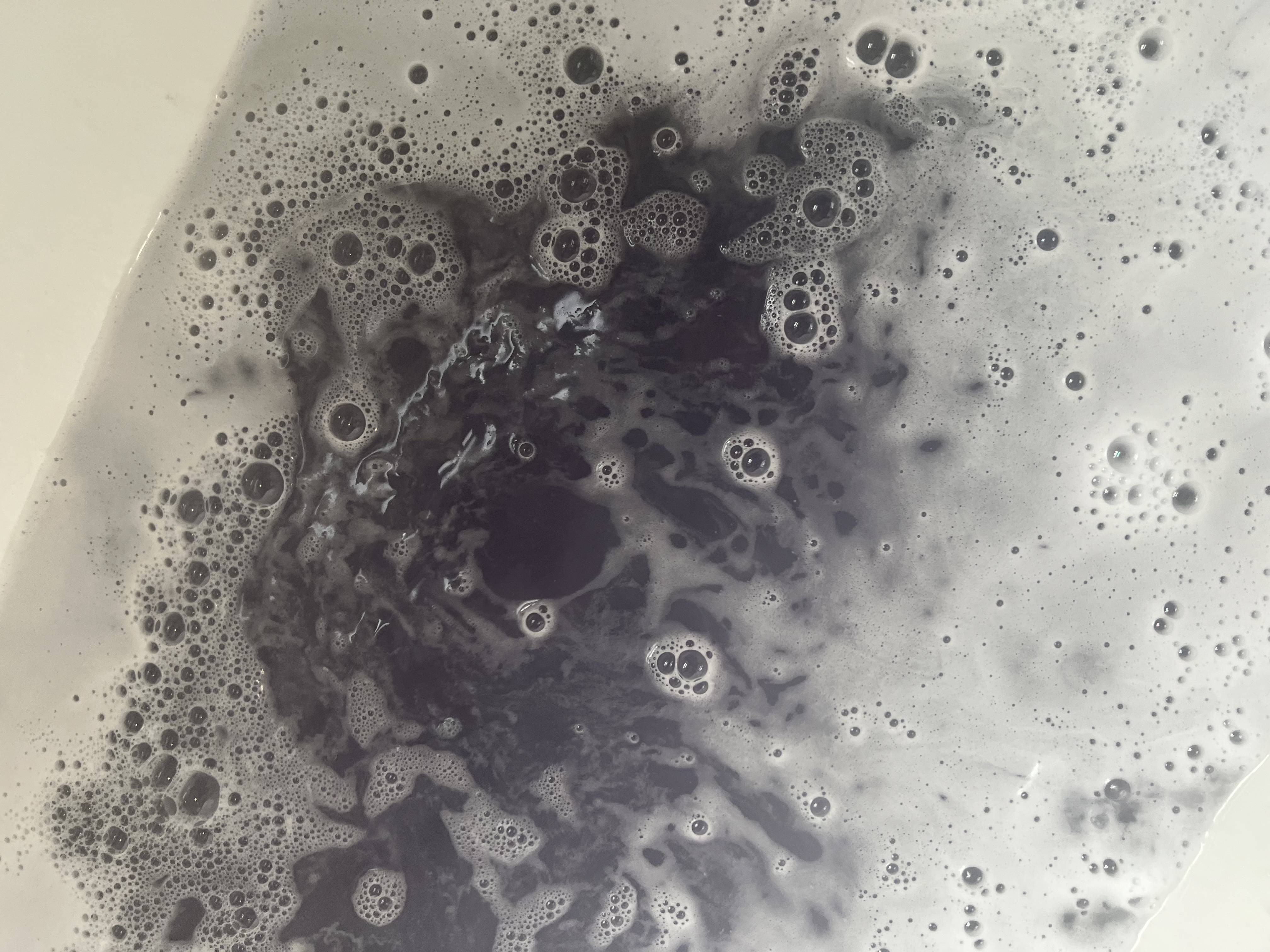 Toaster shaped bathbomb