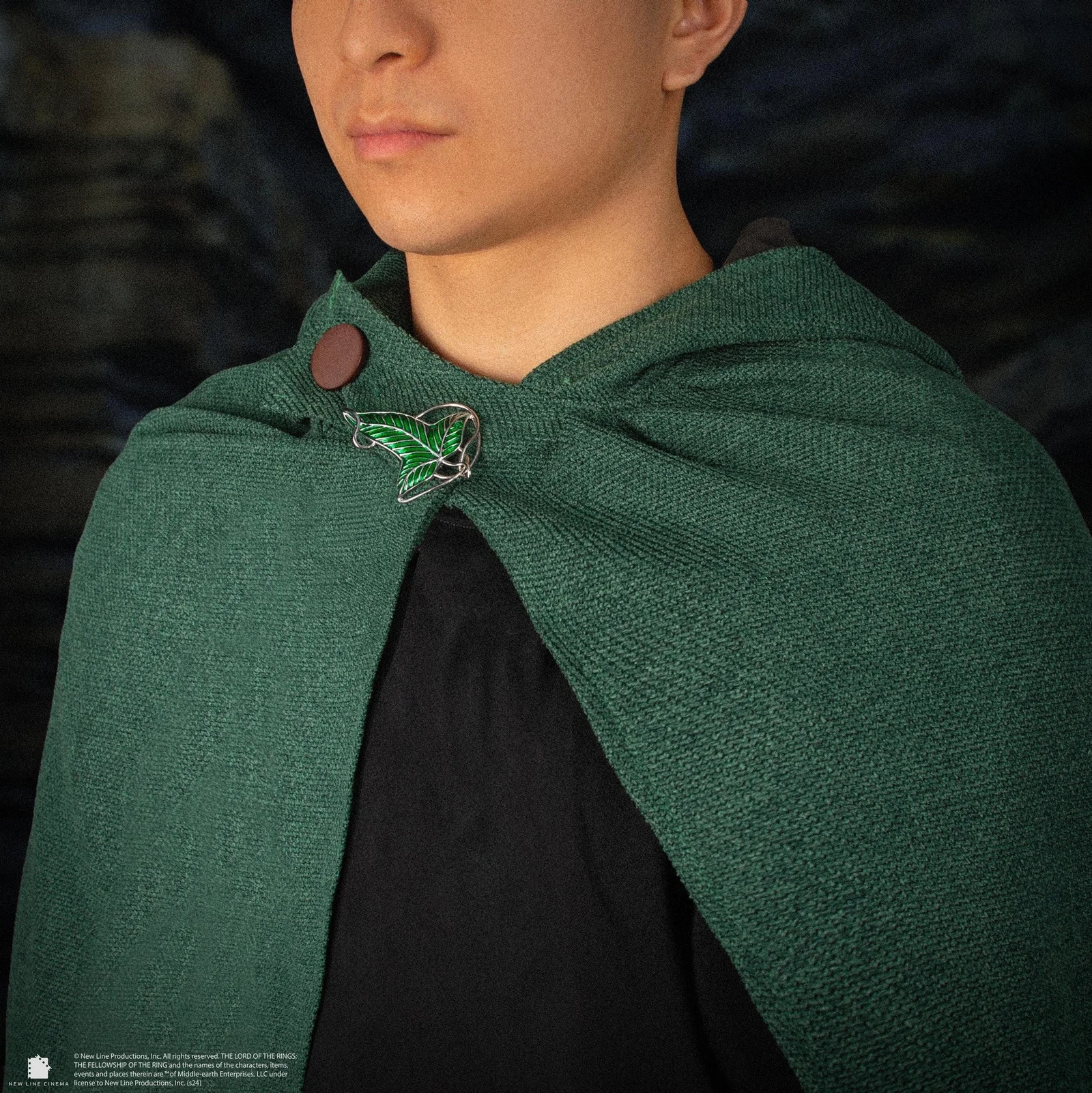 Hobbit Cape & Pin