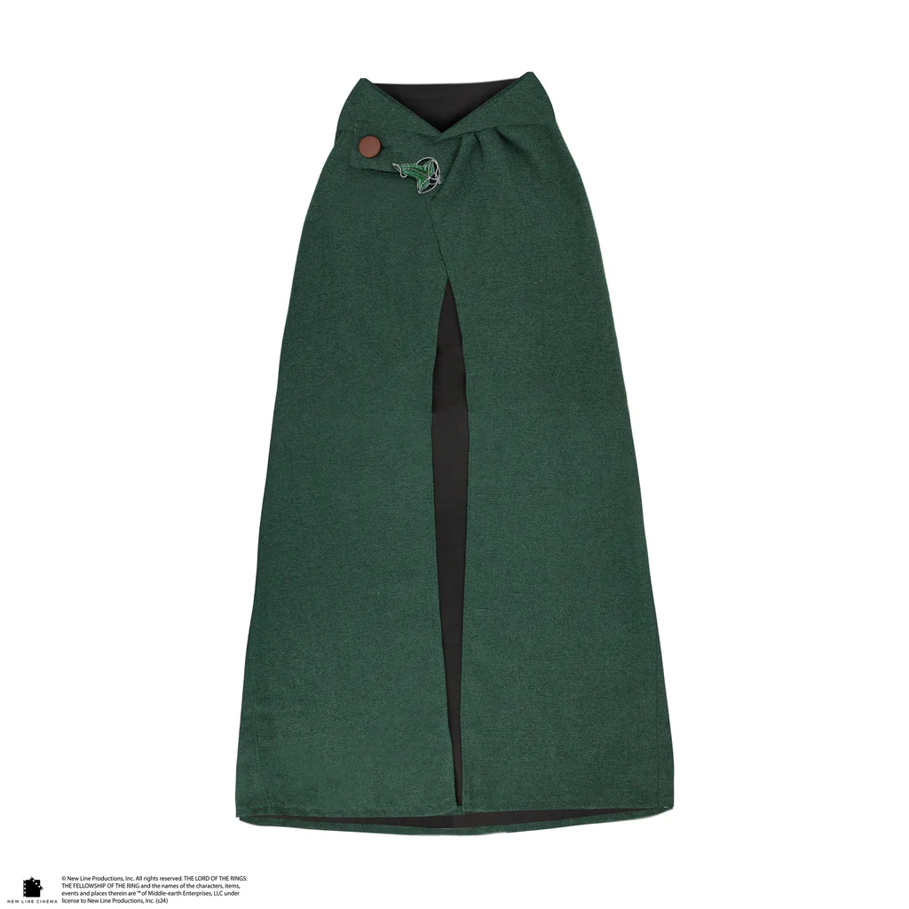Hobbit Cape & Pin