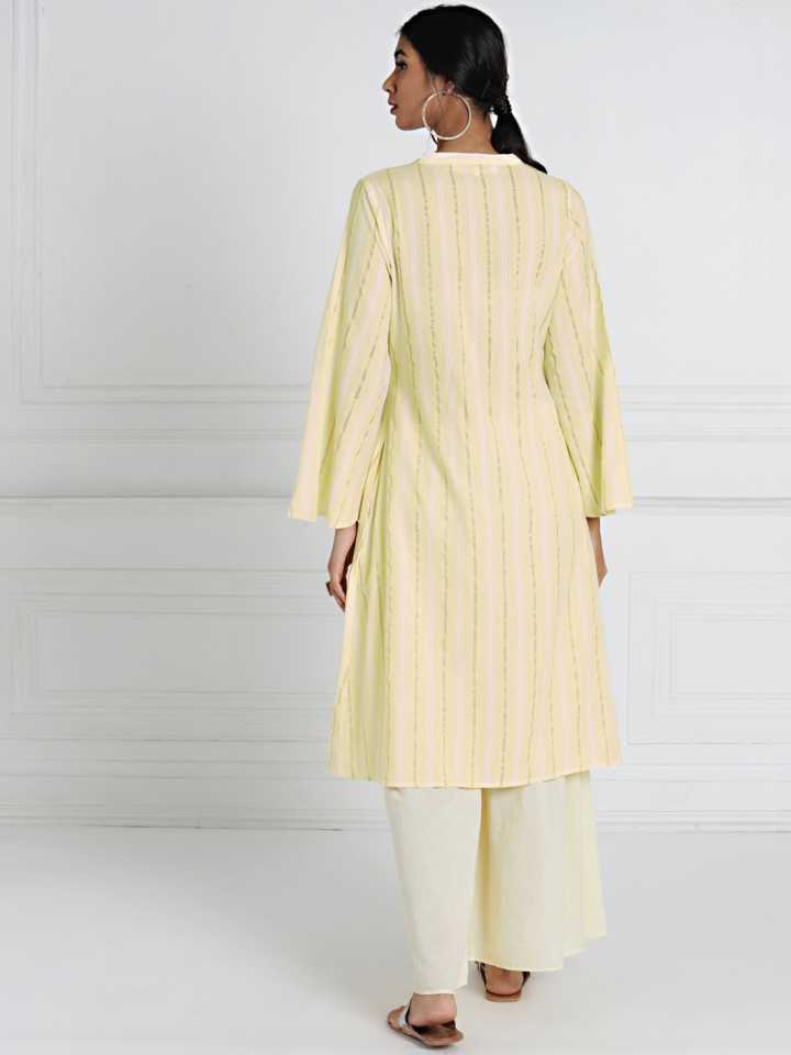Women Striped Straight Kurta : L