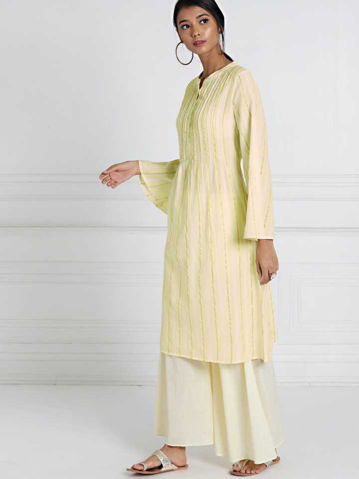 Women Striped Straight Kurta : L