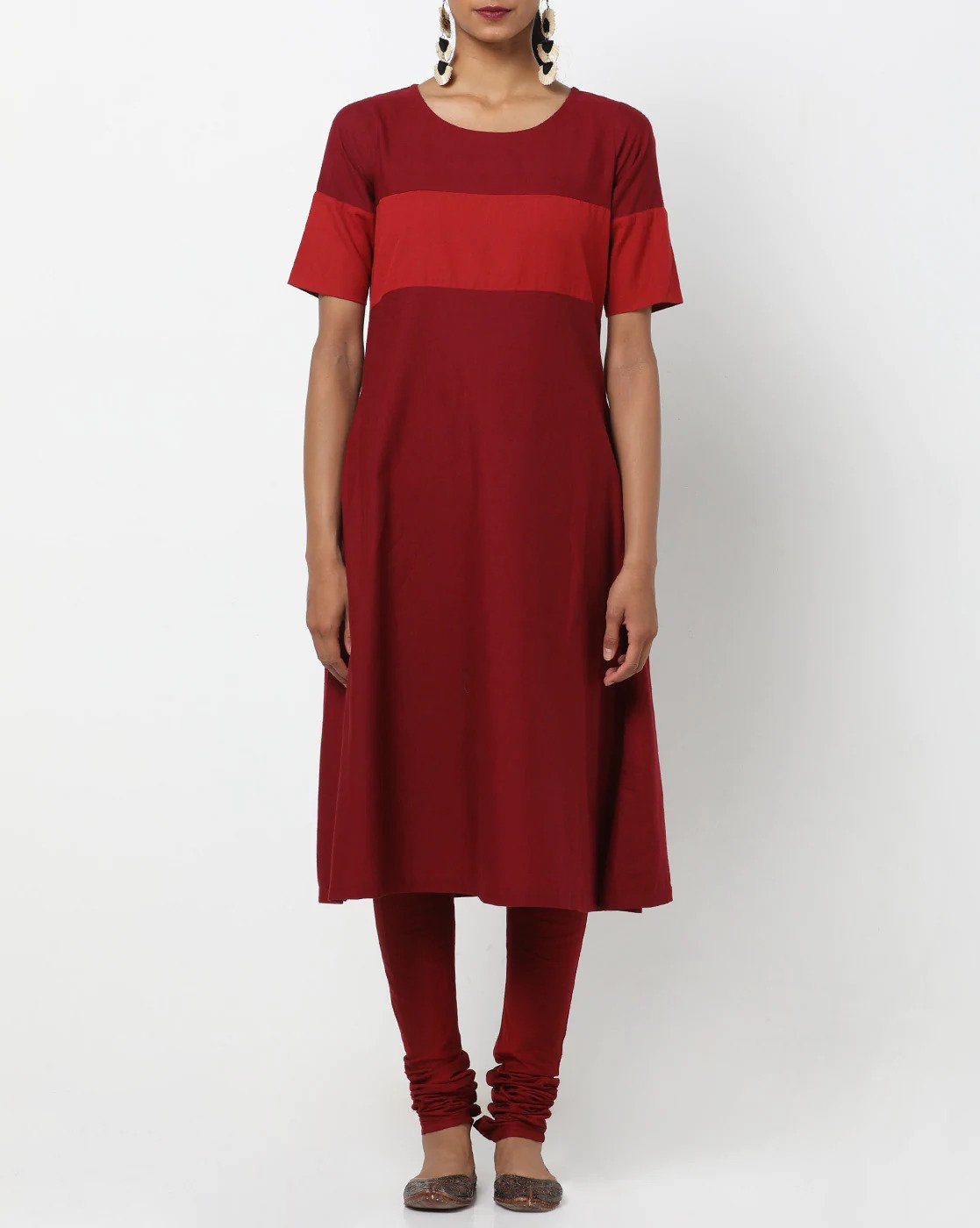 Colourblock Round-Neck Flared Kurta : S