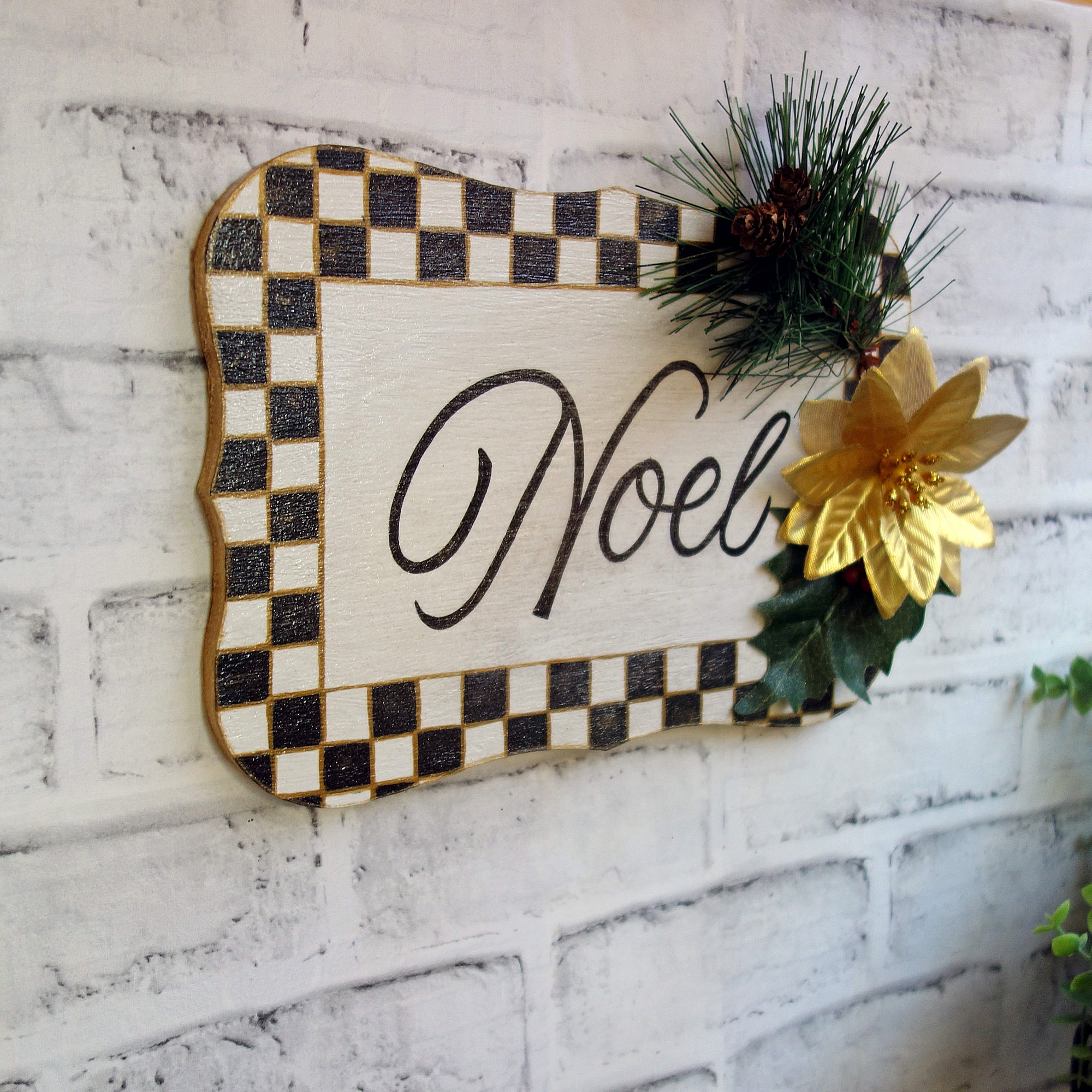 Checked Christmas Decor NOEL Sign