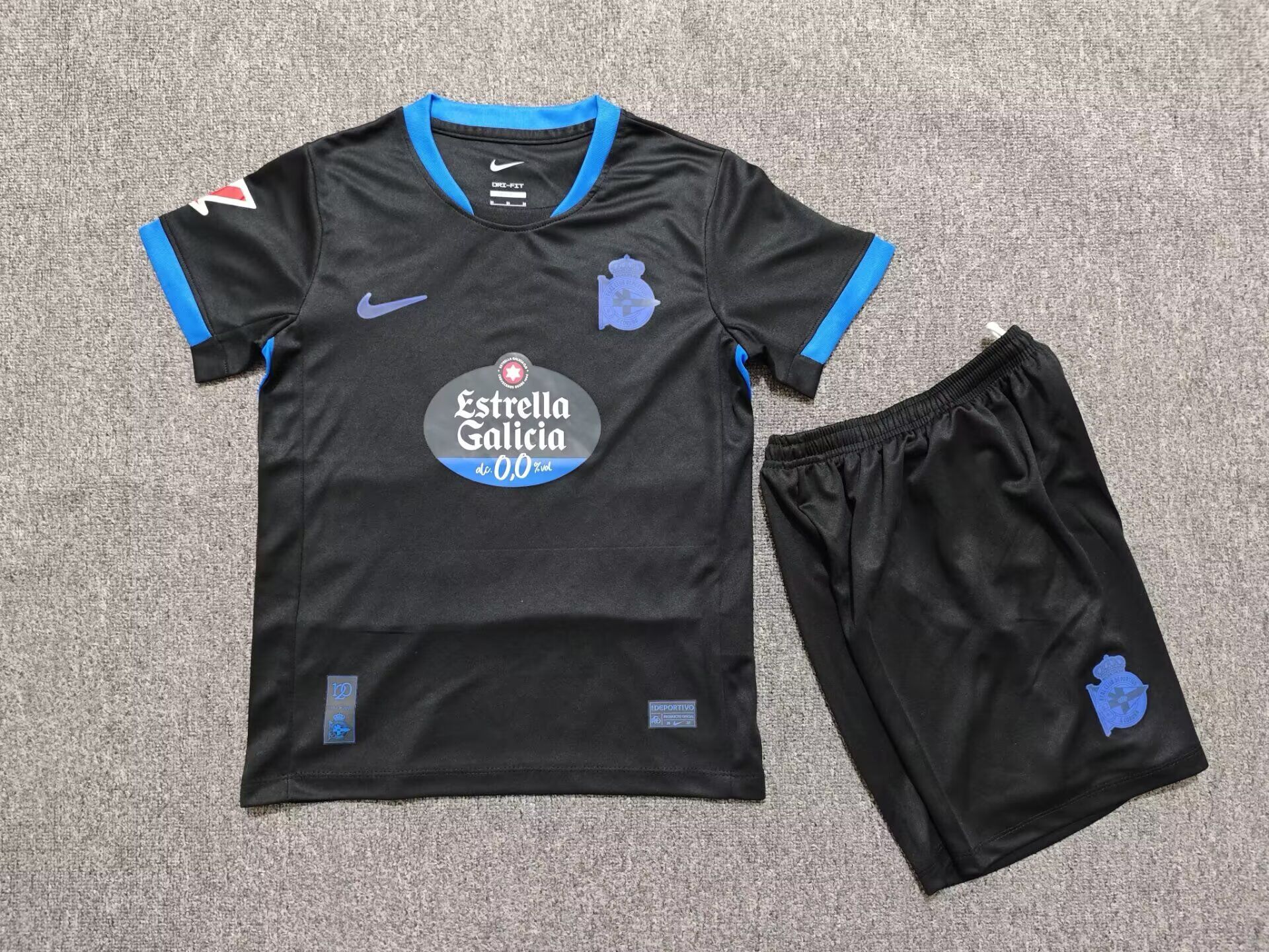 Deportivo La Coruna away kids