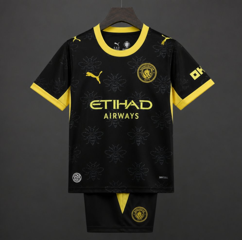 Manchetser City away kids