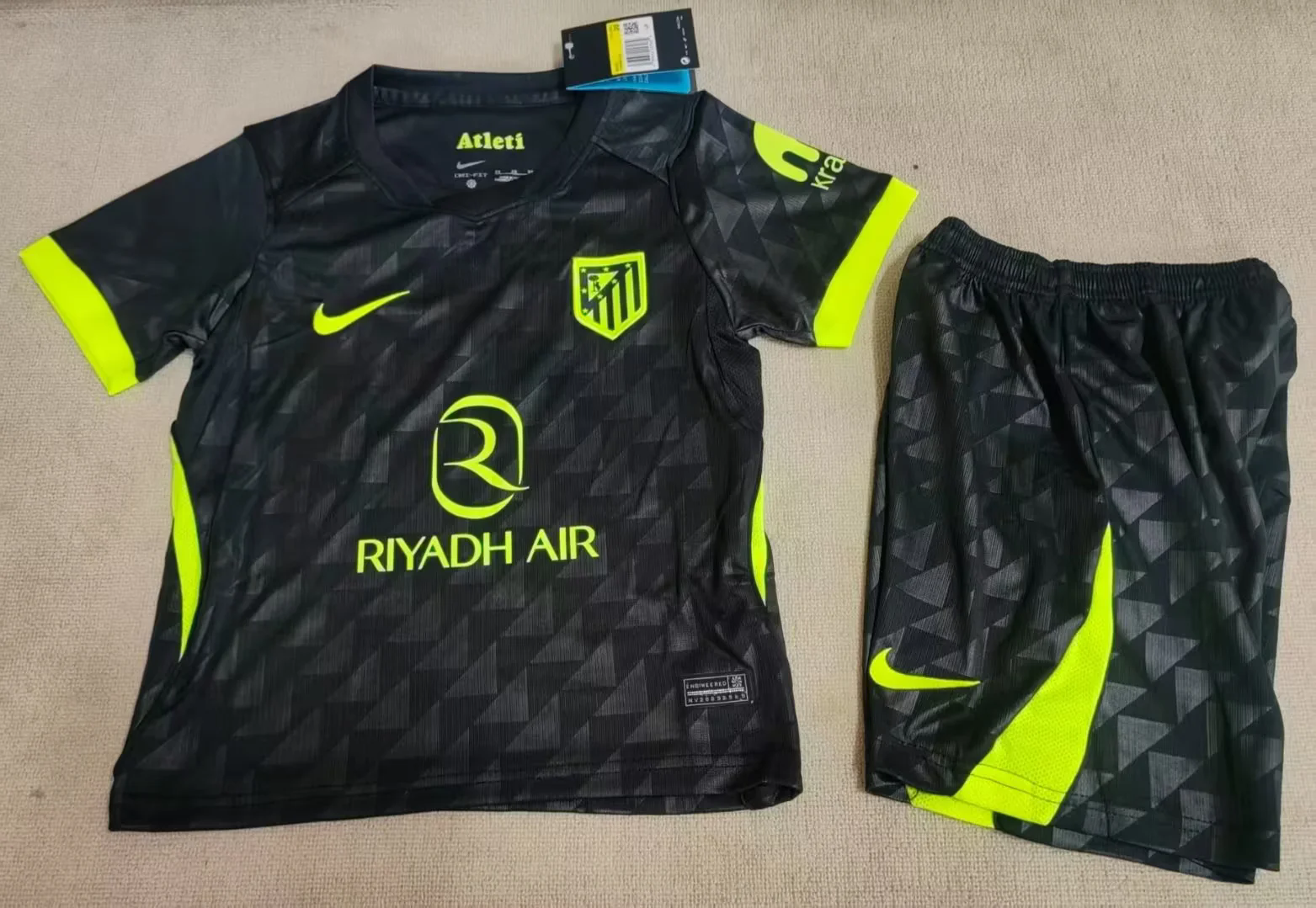 Atletico Madrid away kids